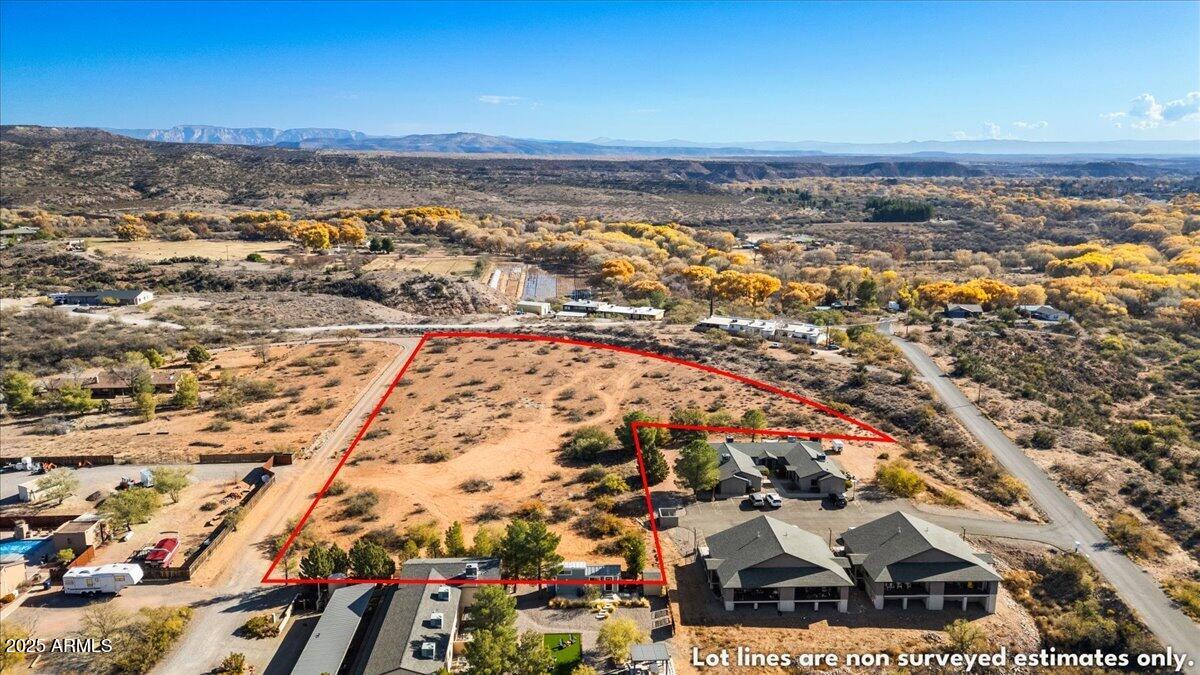 Under 5 acres - Land