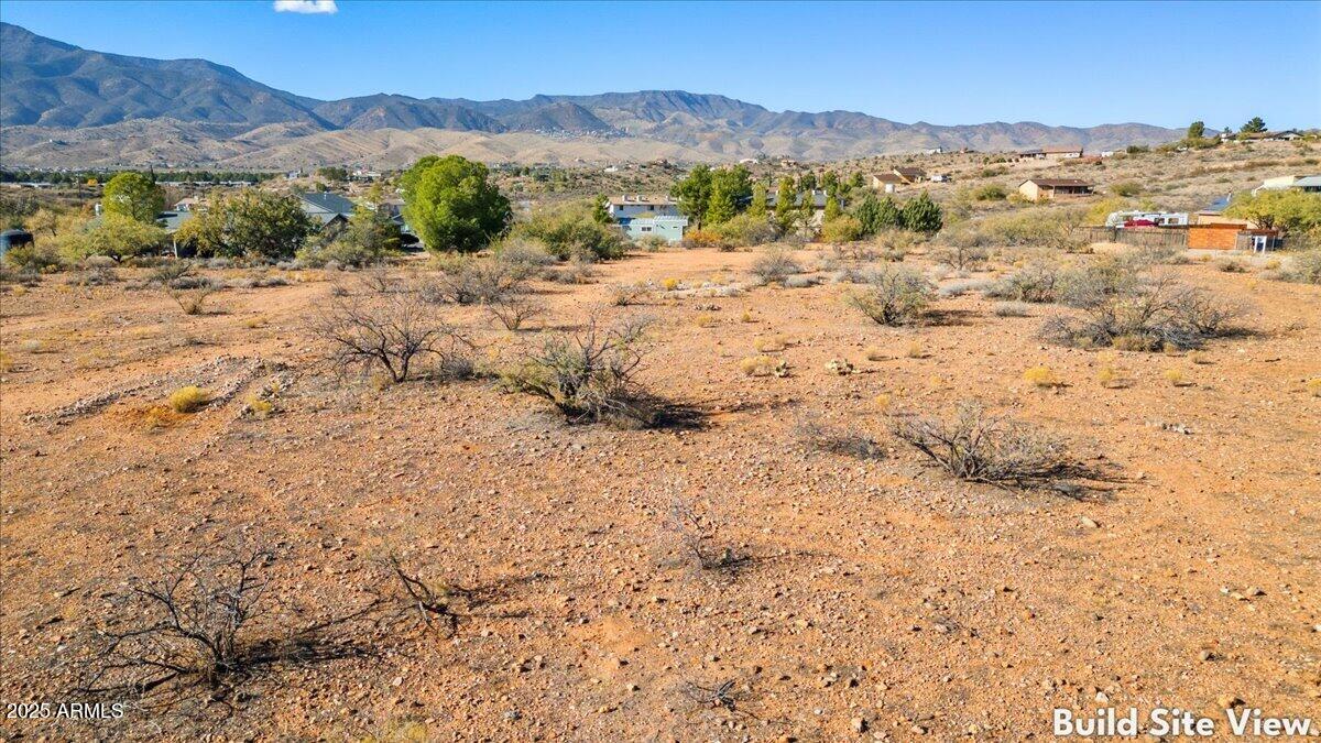 Under 5 acres - Land