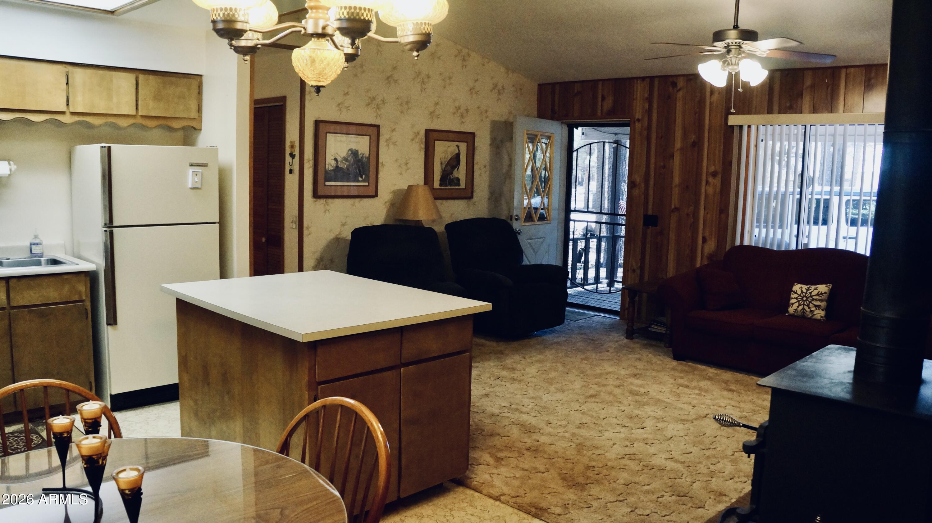 FOREST LAKES ESTATES 6 - Residential
