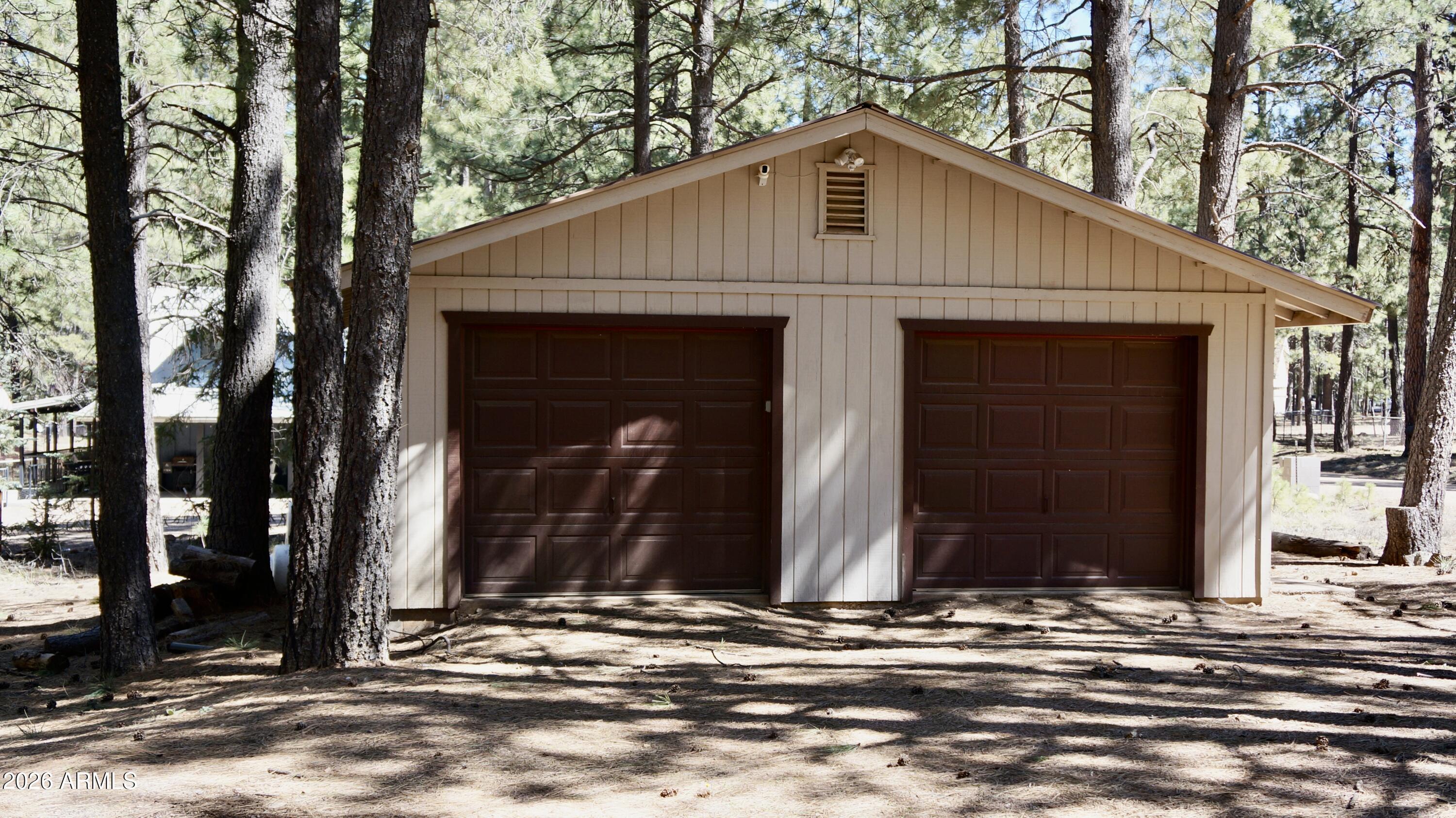 FOREST LAKES ESTATES 6 - Residential