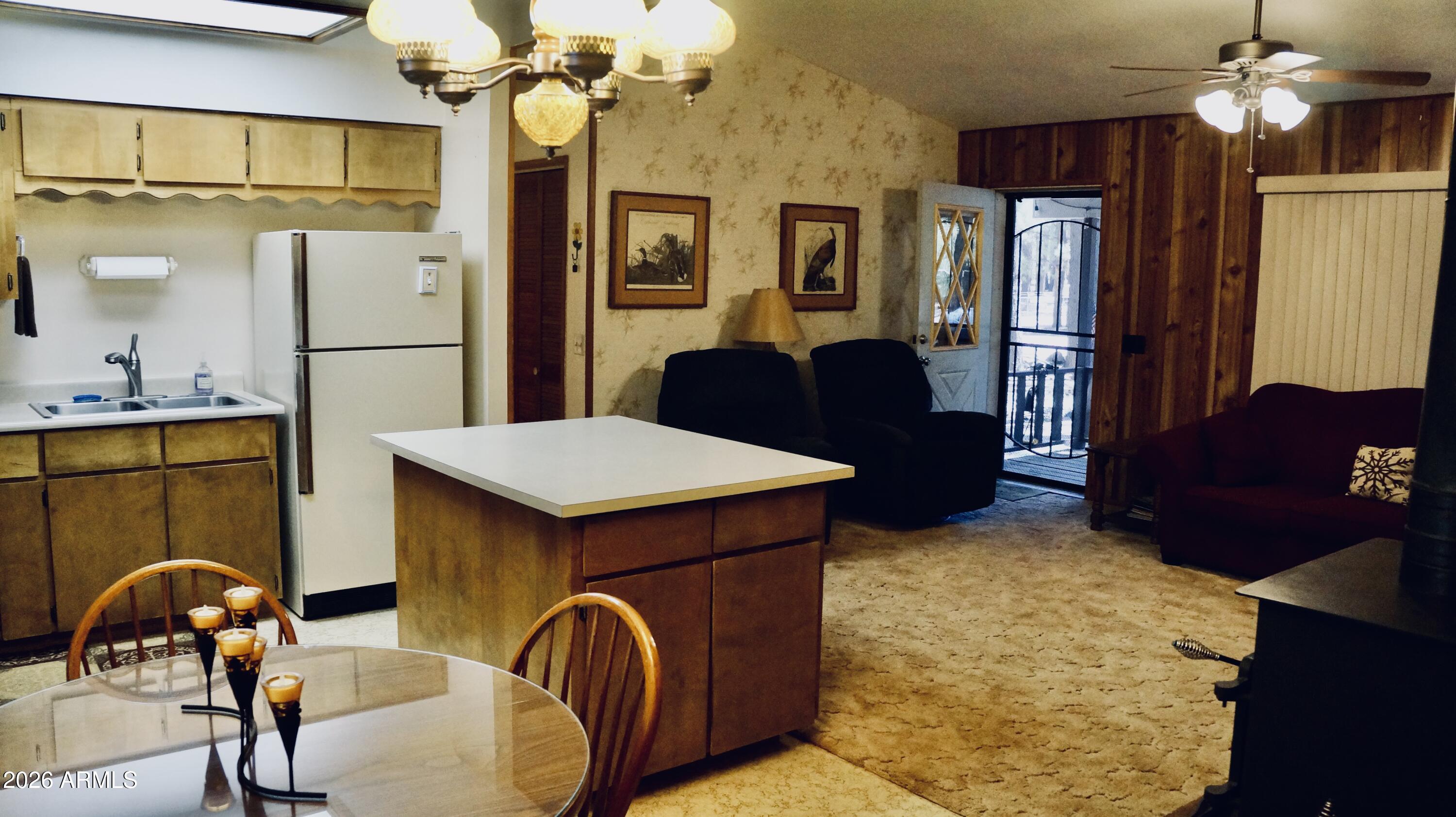 FOREST LAKES ESTATES 6 - Residential