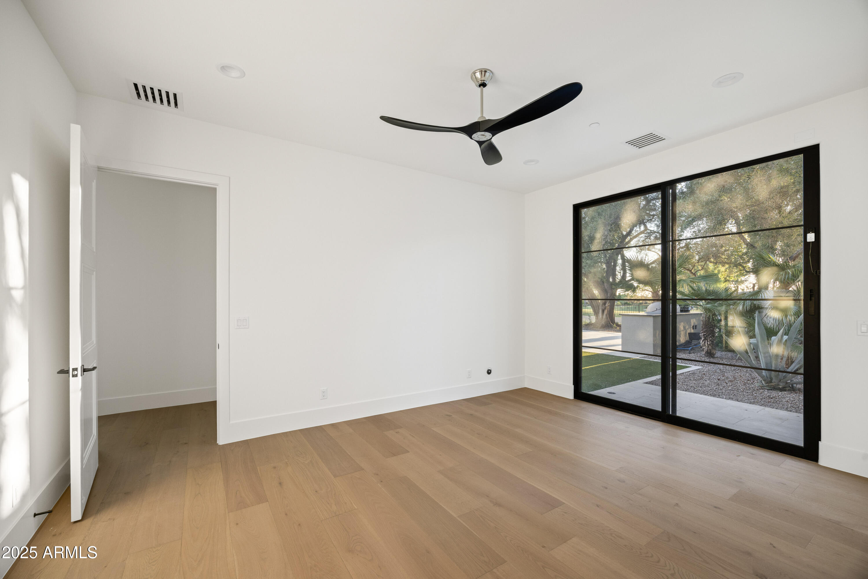 PINNACLE PEAK COUNTRY CLUB UNIT 7 REPLAT - Residential