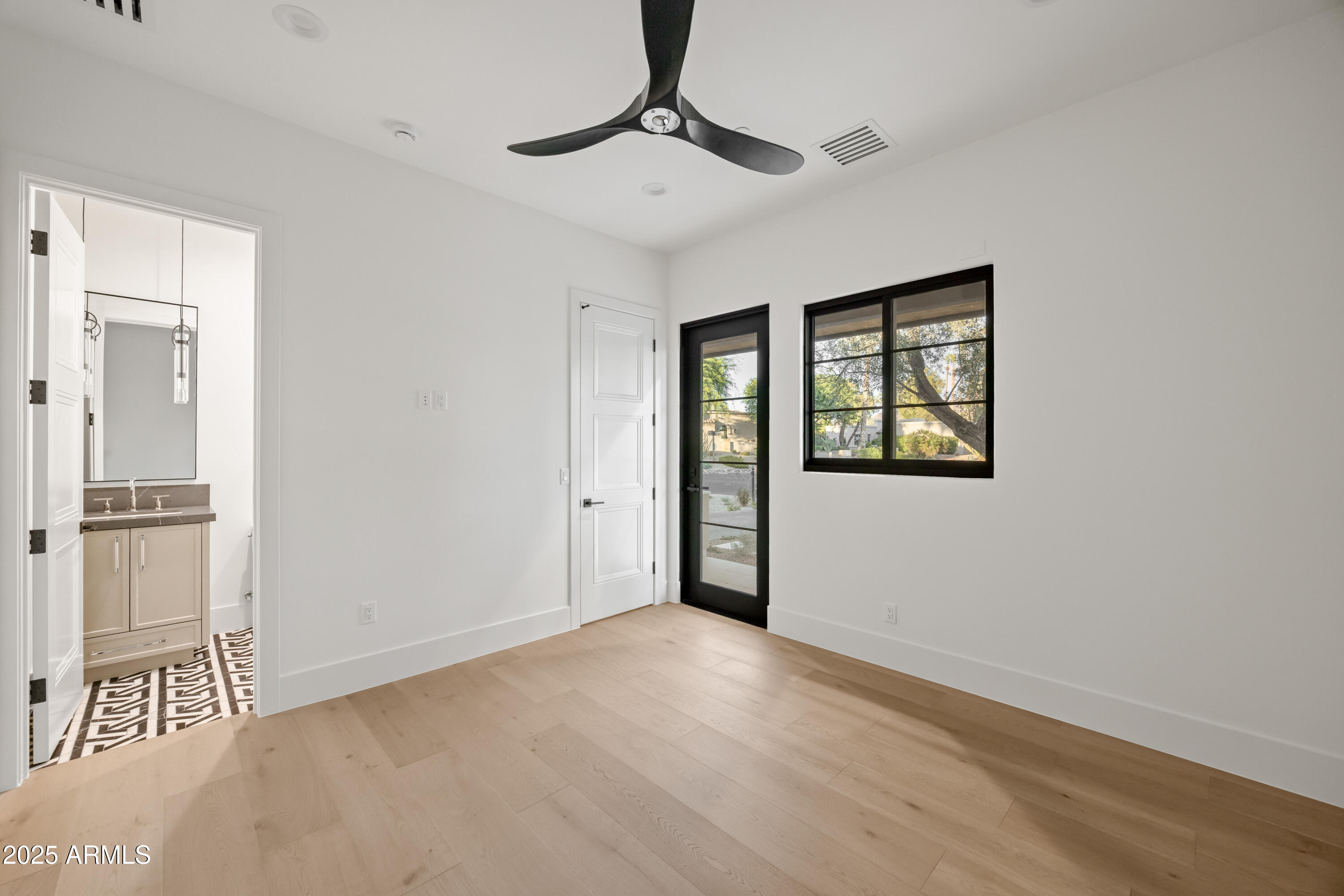 PINNACLE PEAK COUNTRY CLUB UNIT 7 REPLAT - Residential