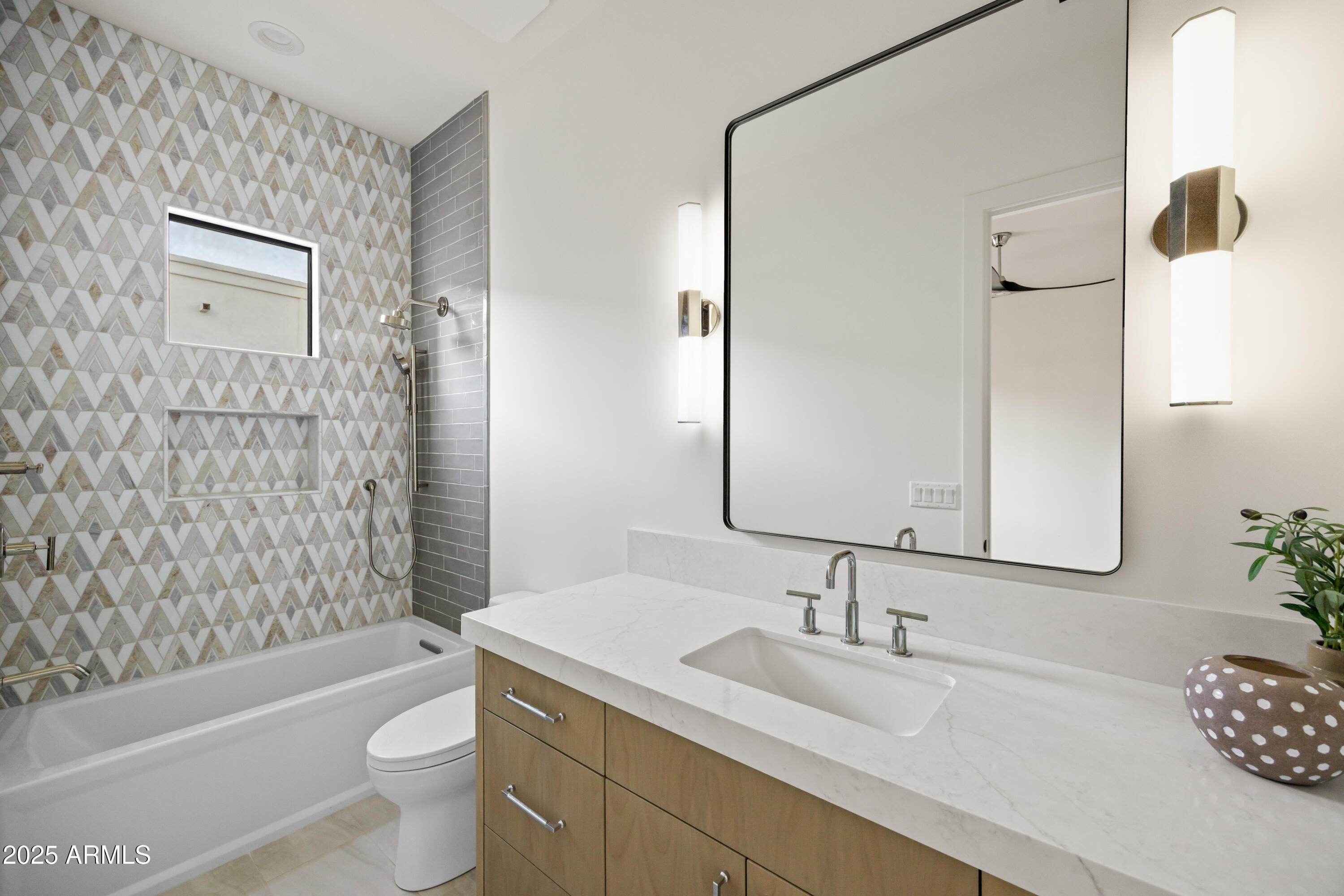 PINNACLE PEAK COUNTRY CLUB UNIT 7 REPLAT - Residential