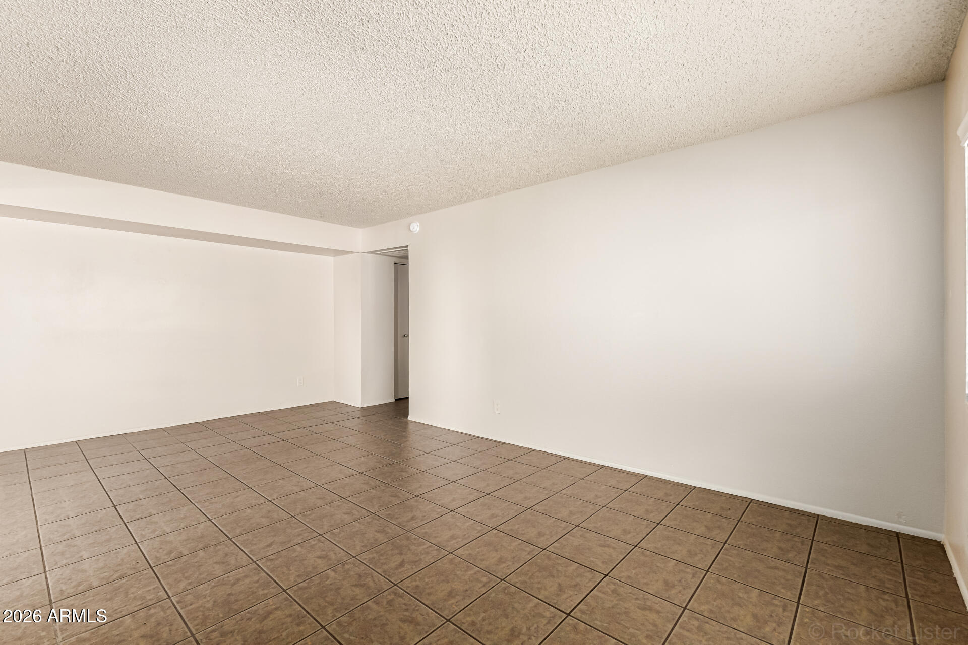 HALLCRAFT VILLAS WEST 8 - Residential