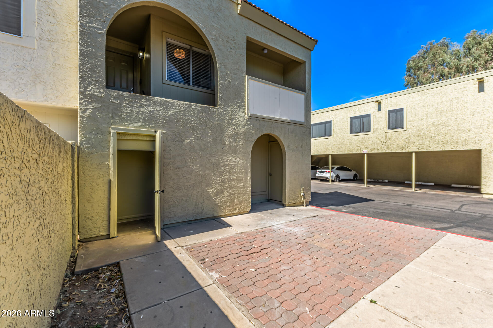 HALLCRAFT VILLAS WEST 8 - Residential