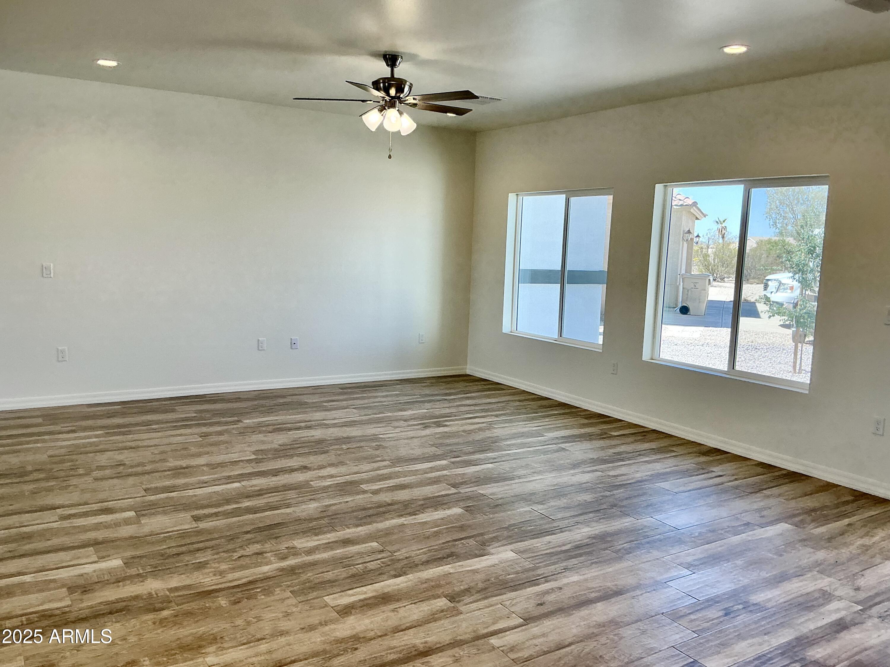 ARIZONA CITY UNIT THREE - Residential