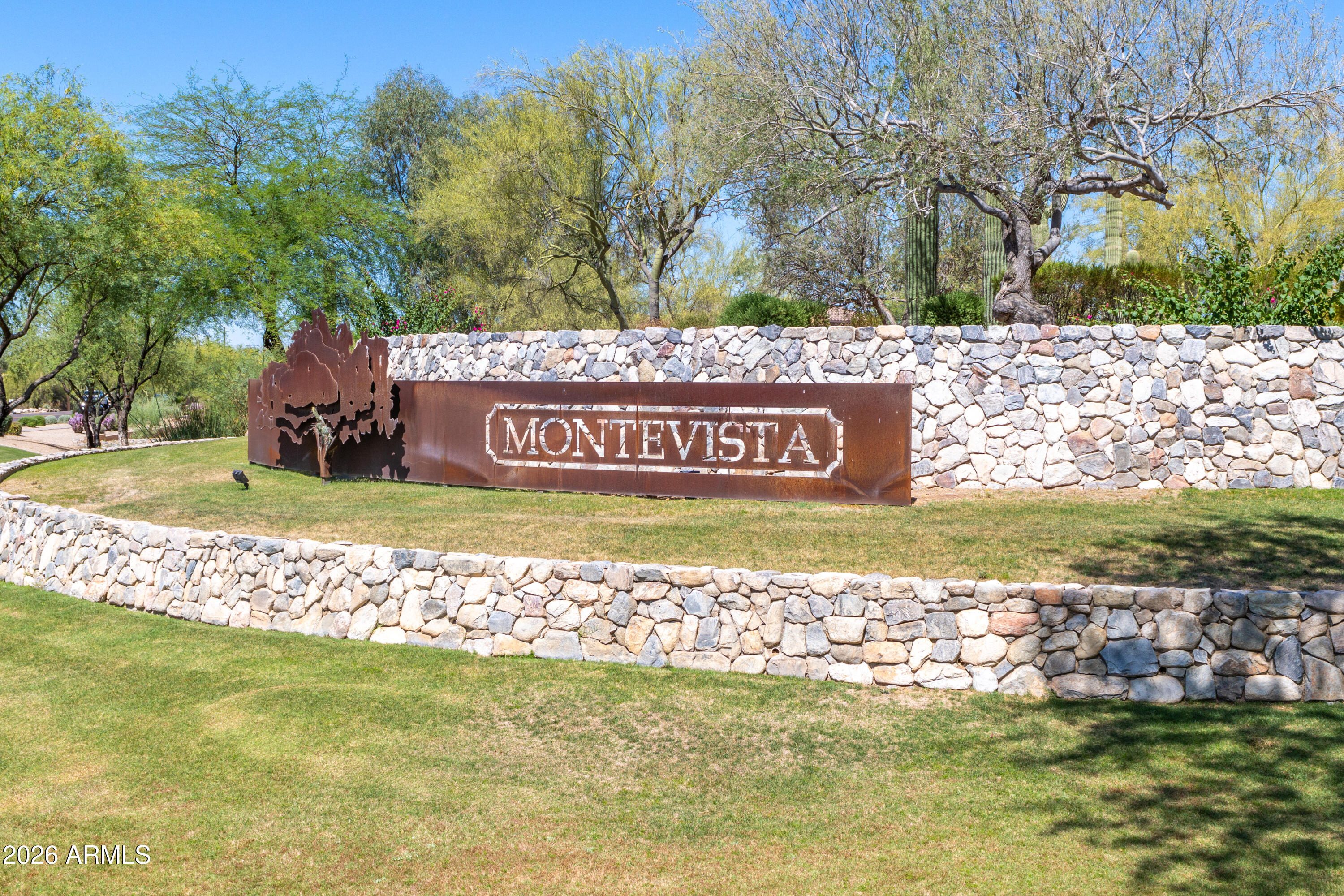 MONTE VISTA - Residential