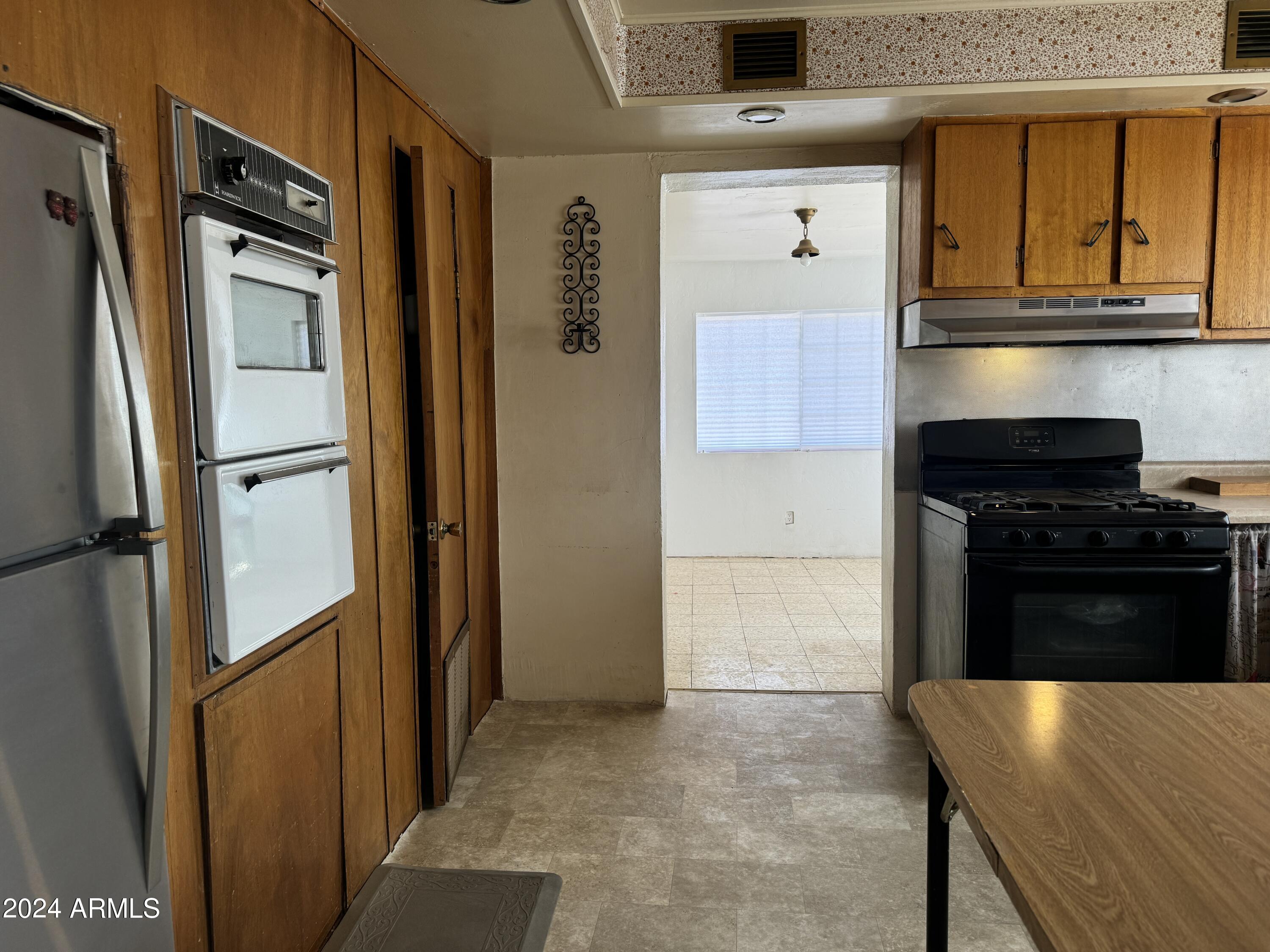 CLAWSON - Residential