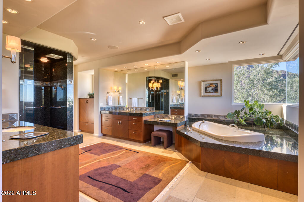 ESTANCIA - Residential