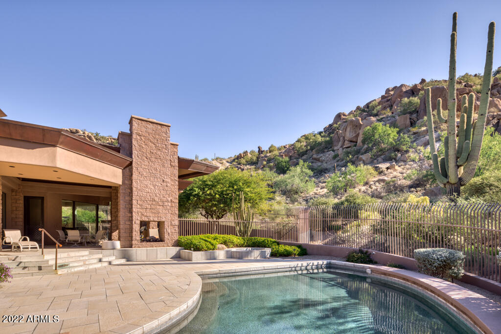 ESTANCIA - Residential