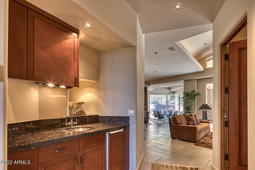 ESTANCIA - Residential