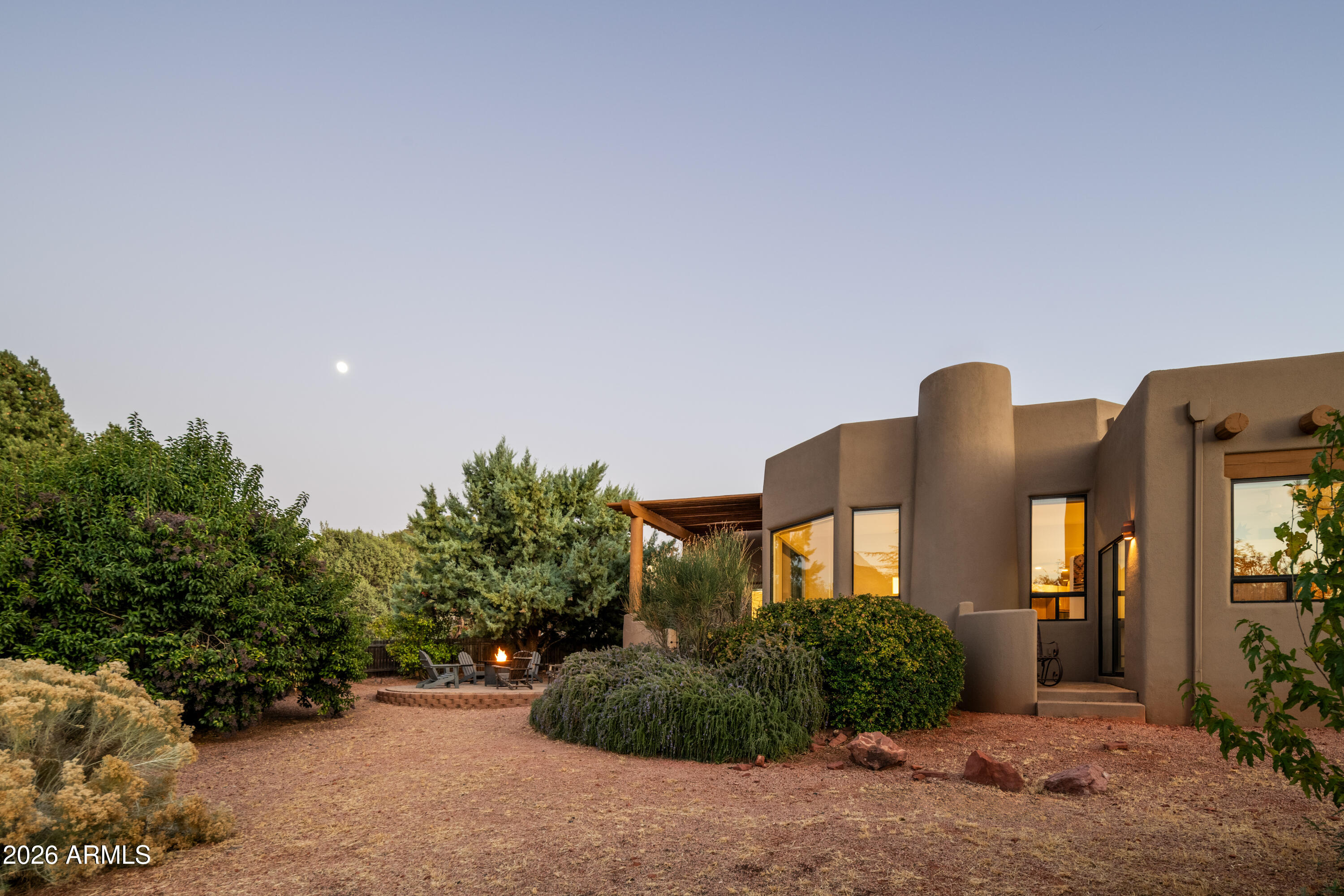 SADDLEROCK HOMES - Residential
