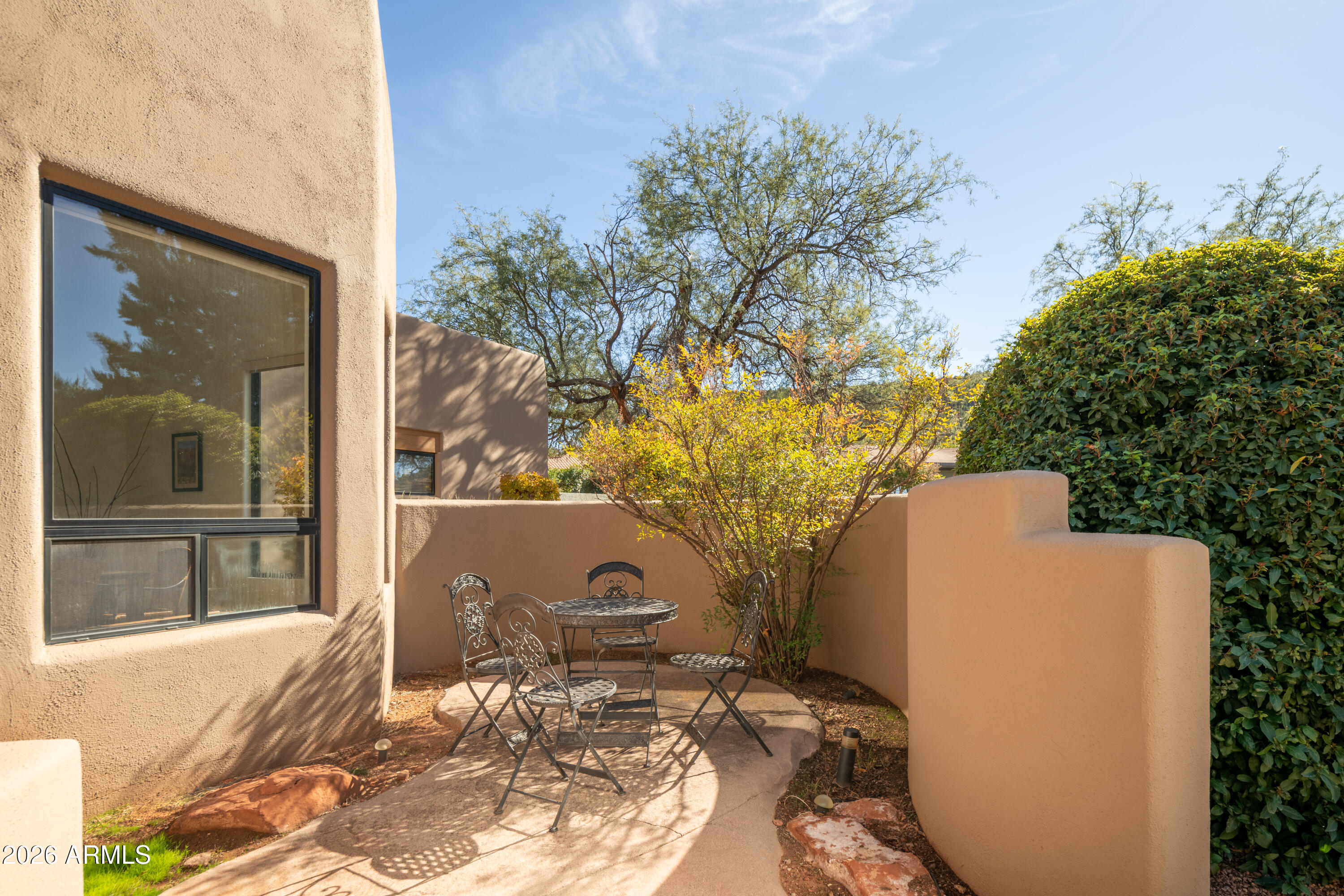 SADDLEROCK HOMES - Residential