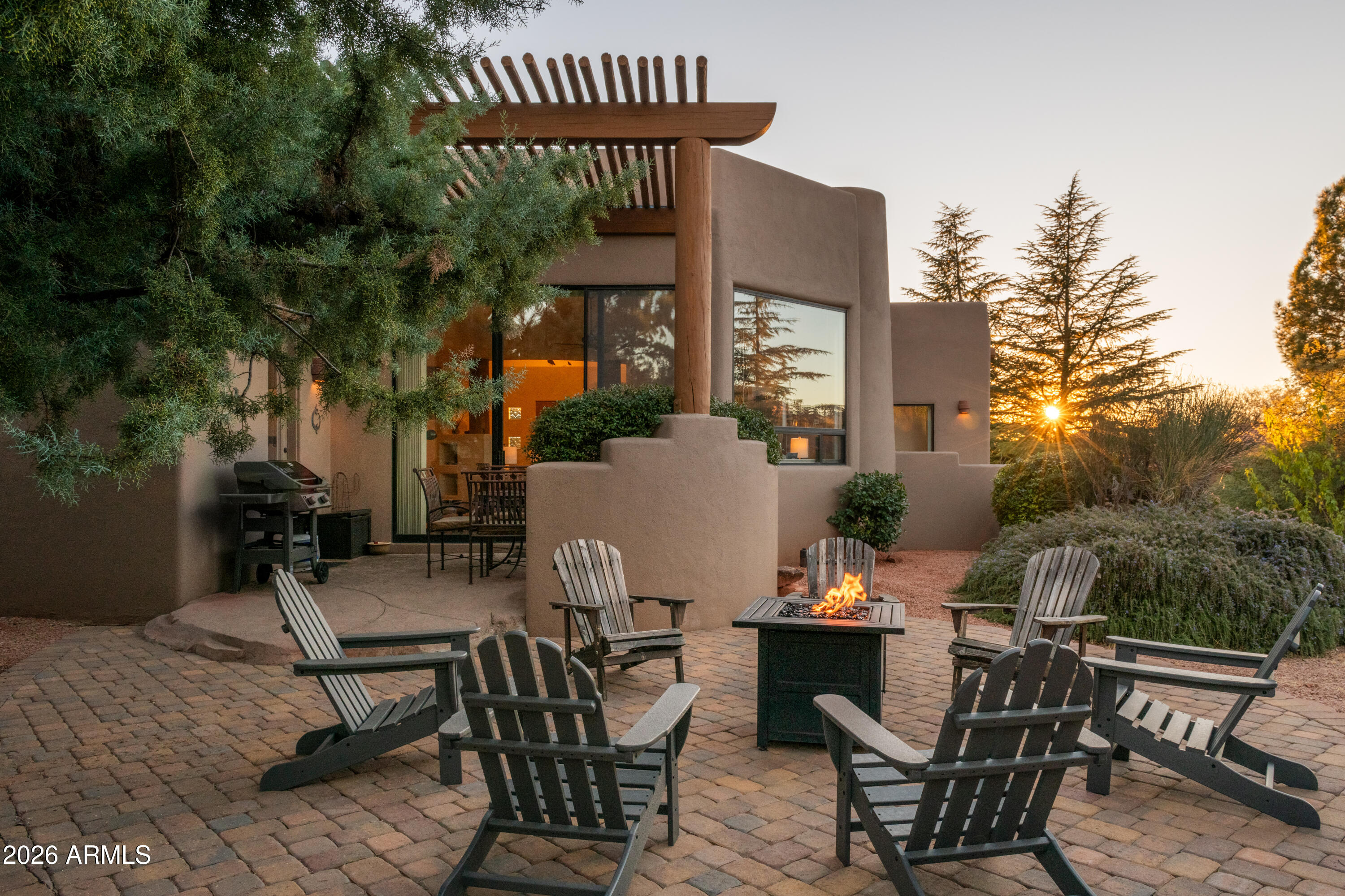 SADDLEROCK HOMES - Residential