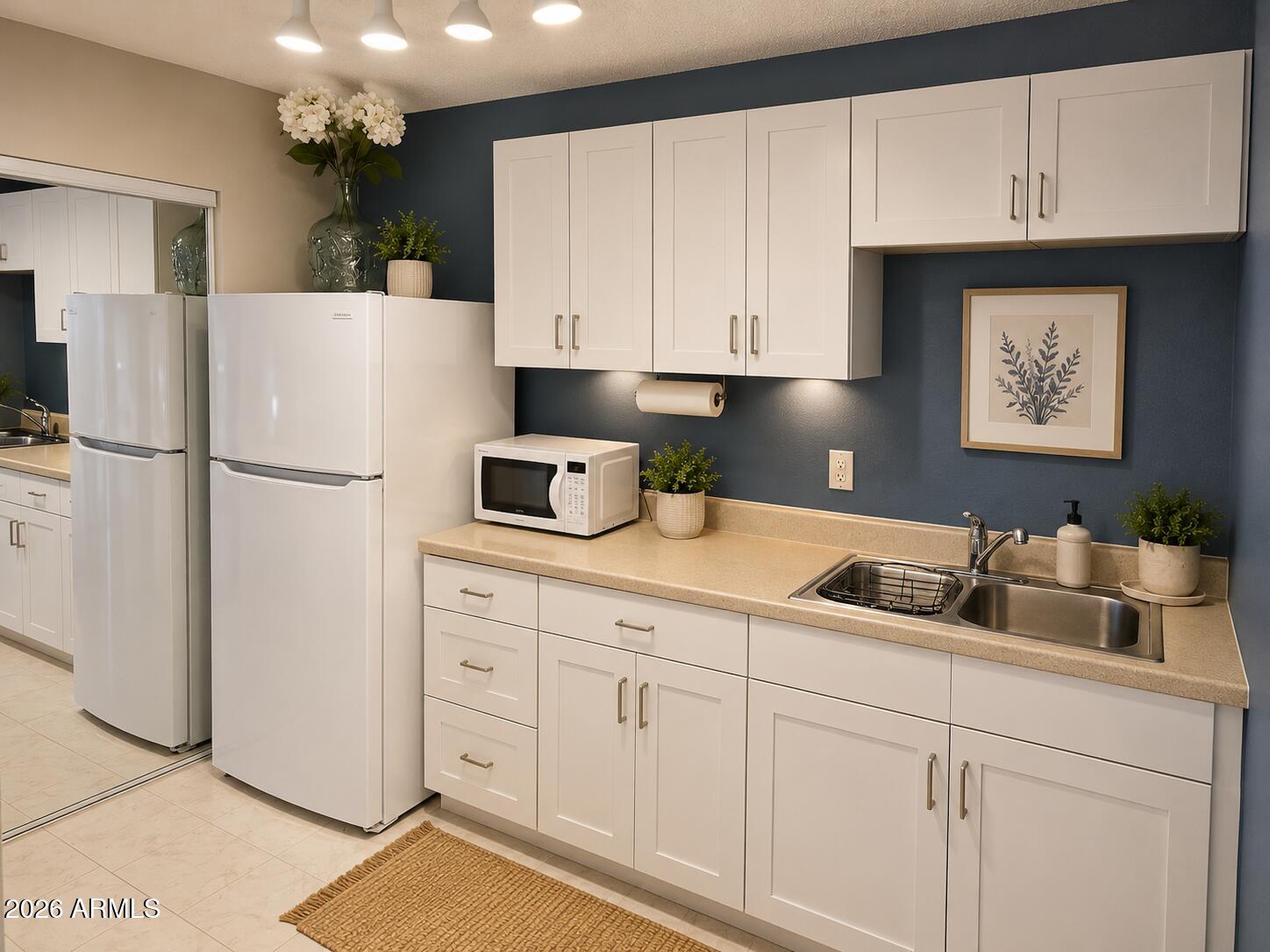 PARKWOOD ESTATES UNIT 1 - Residential