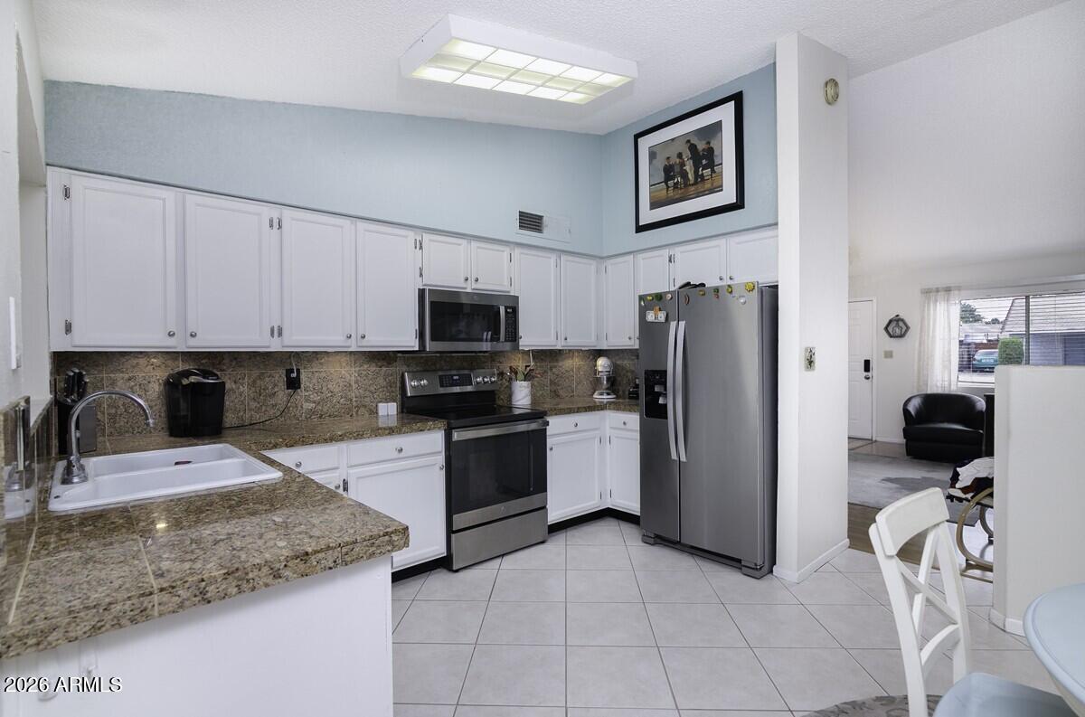 PARKWOOD ESTATES UNIT 1 - Residential