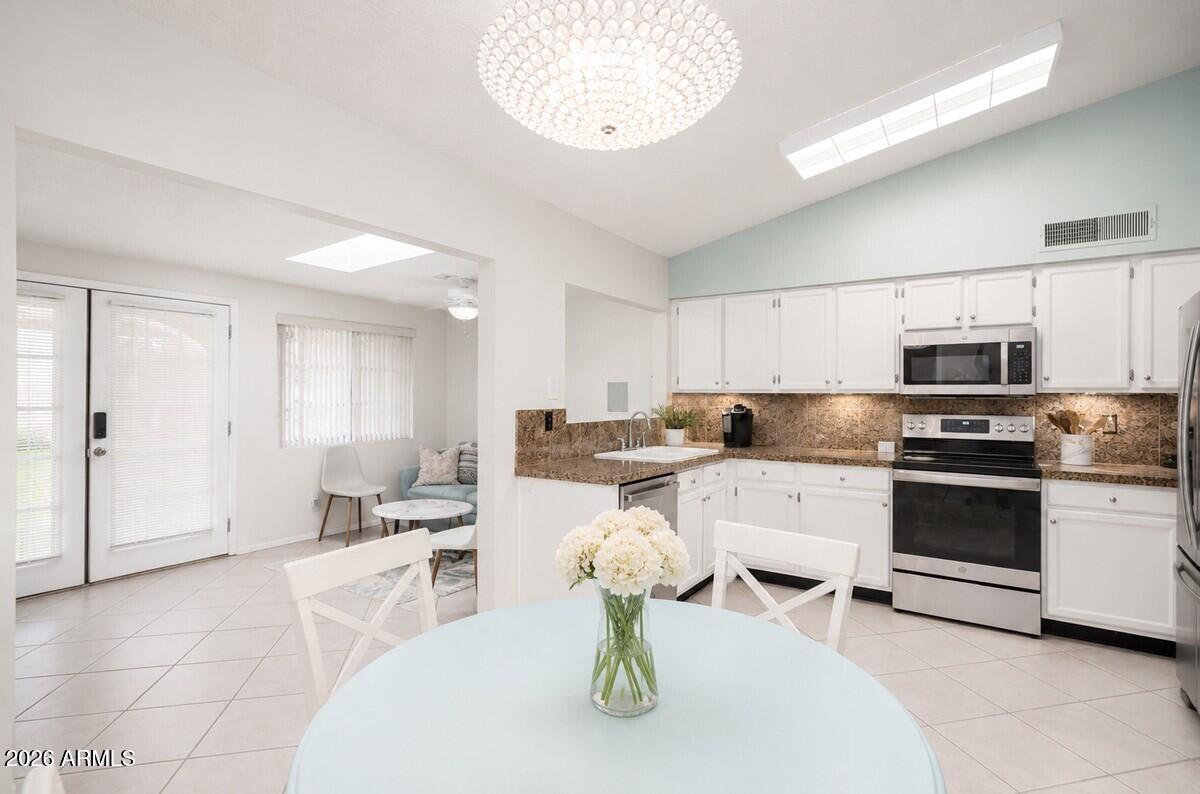 PARKWOOD ESTATES UNIT 1 - Residential