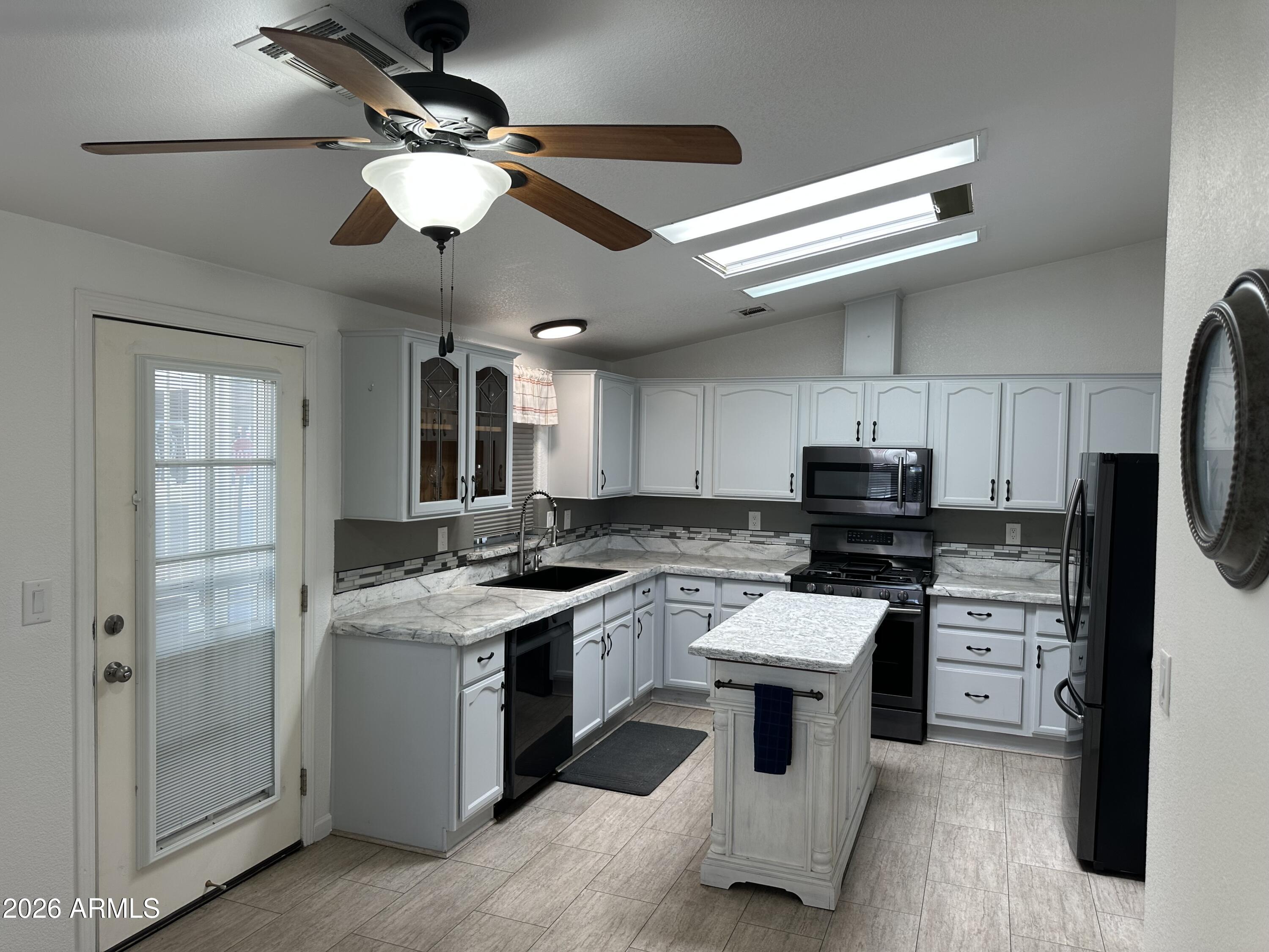 DESERT HARBOR - Residential
