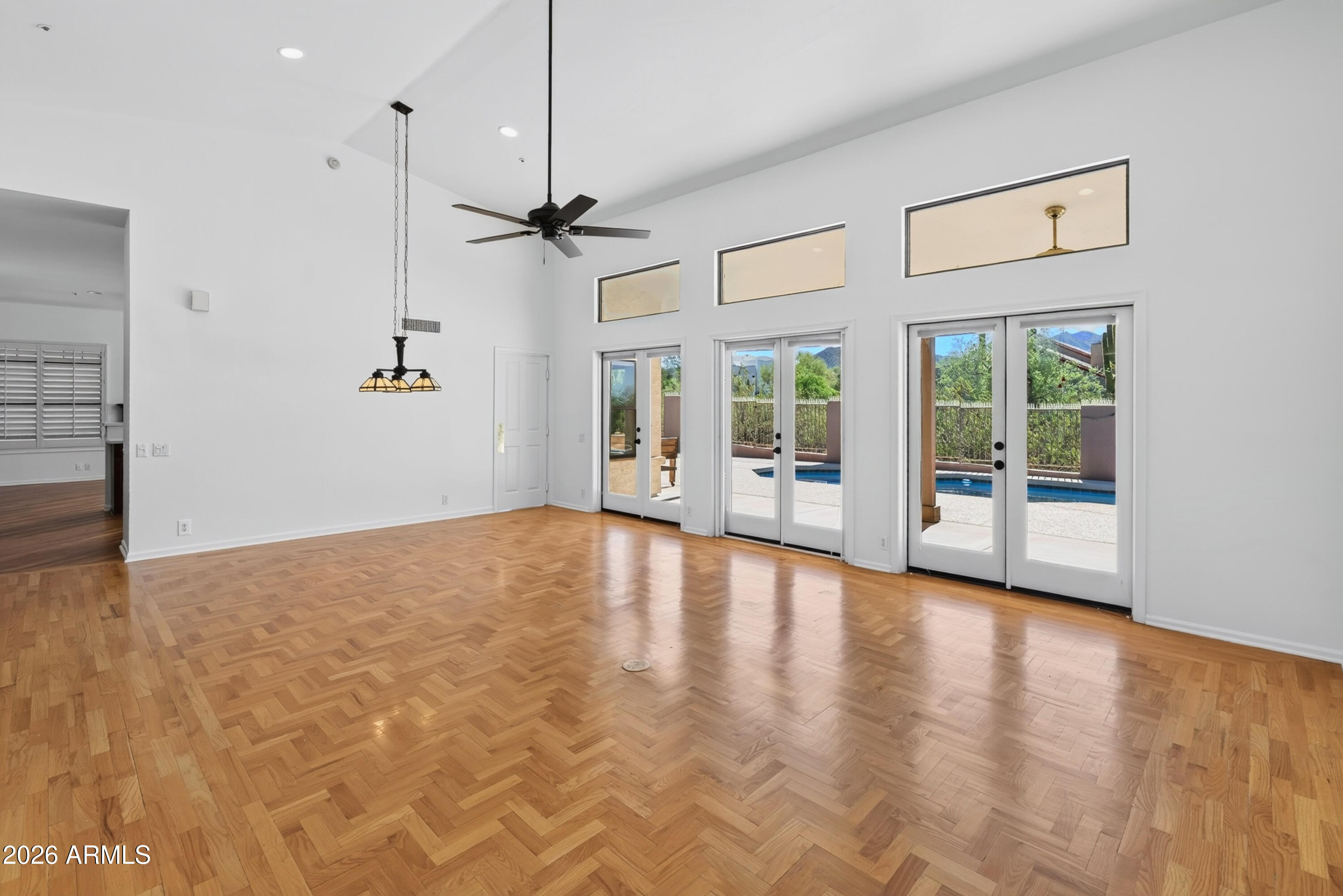 PINNACLE PEAK VISTAS 4 - Residential