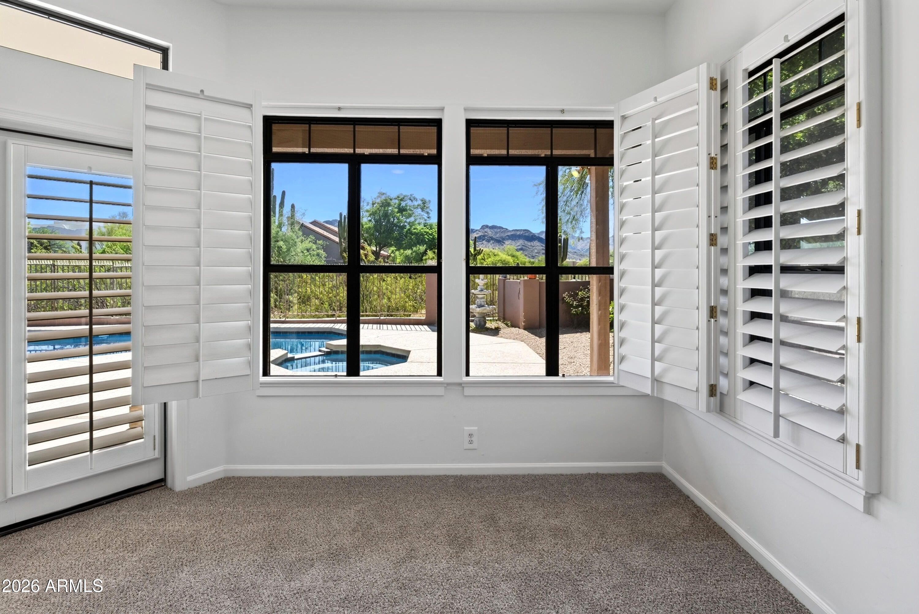 PINNACLE PEAK VISTAS 4 - Residential