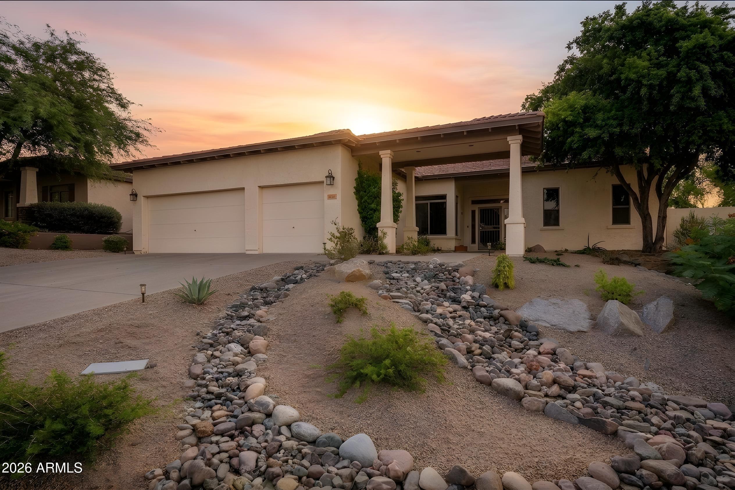 PINNACLE PEAK VISTAS 4 - Residential
