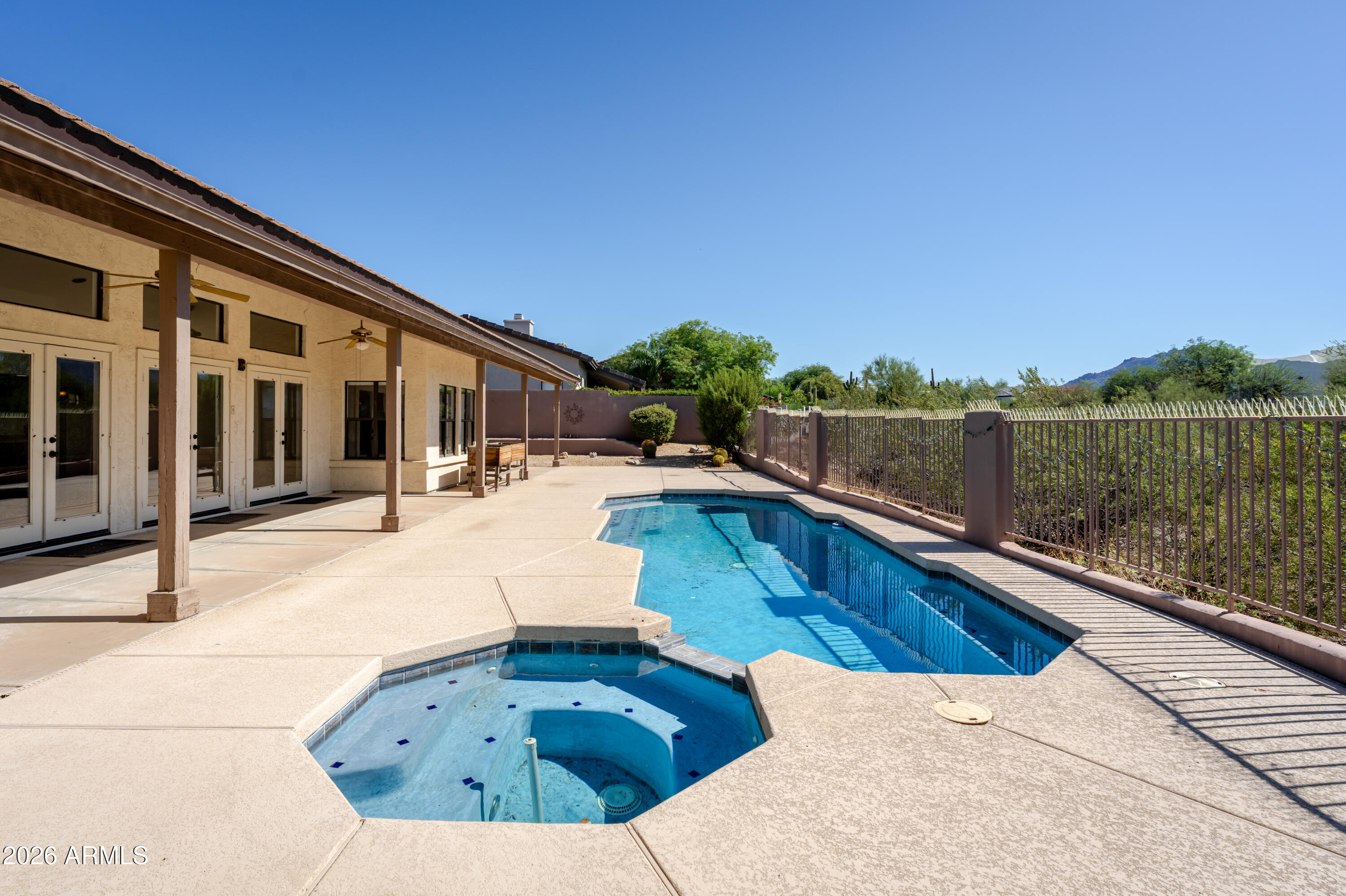 PINNACLE PEAK VISTAS 4 - Residential