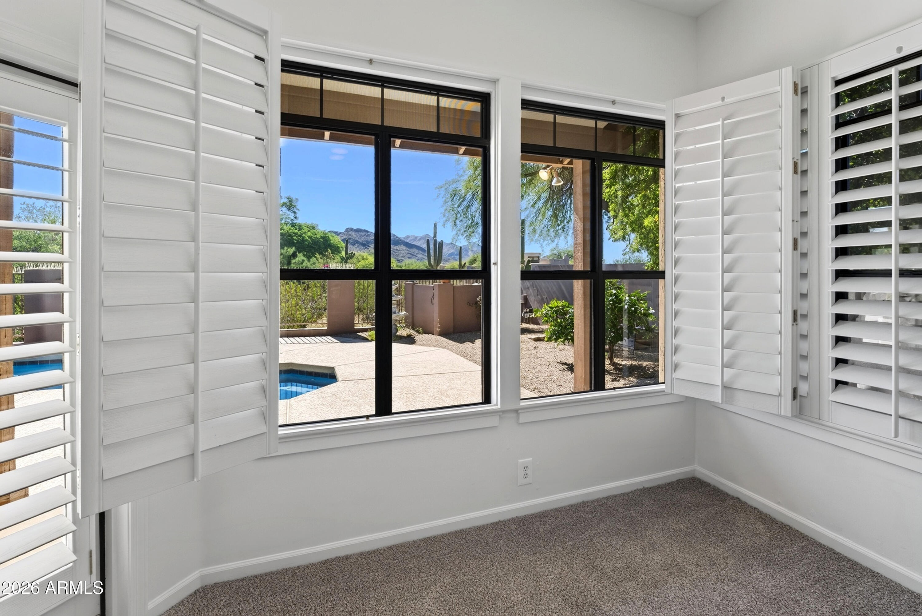 PINNACLE PEAK VISTAS 4 - Residential