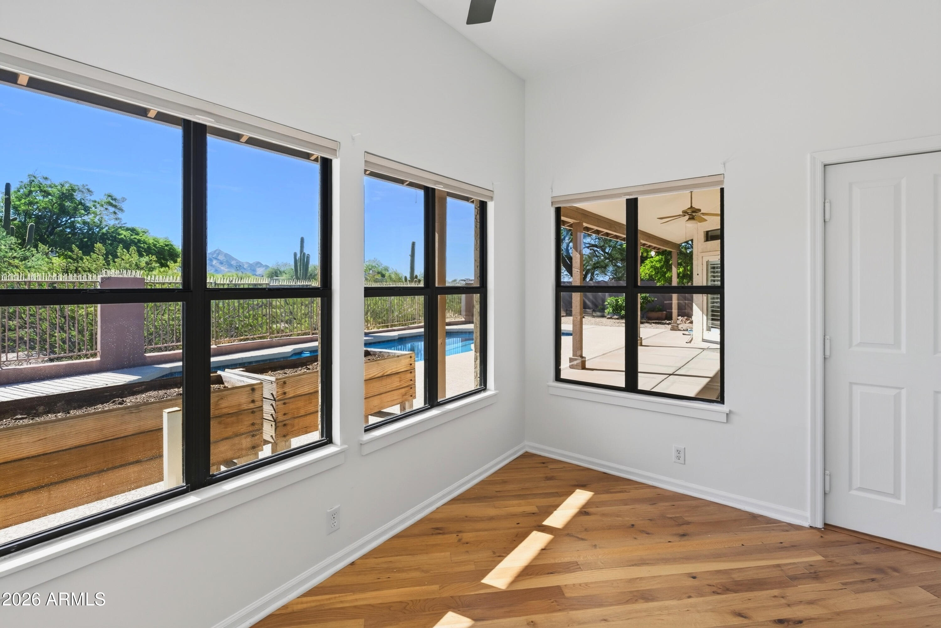 PINNACLE PEAK VISTAS 4 - Residential
