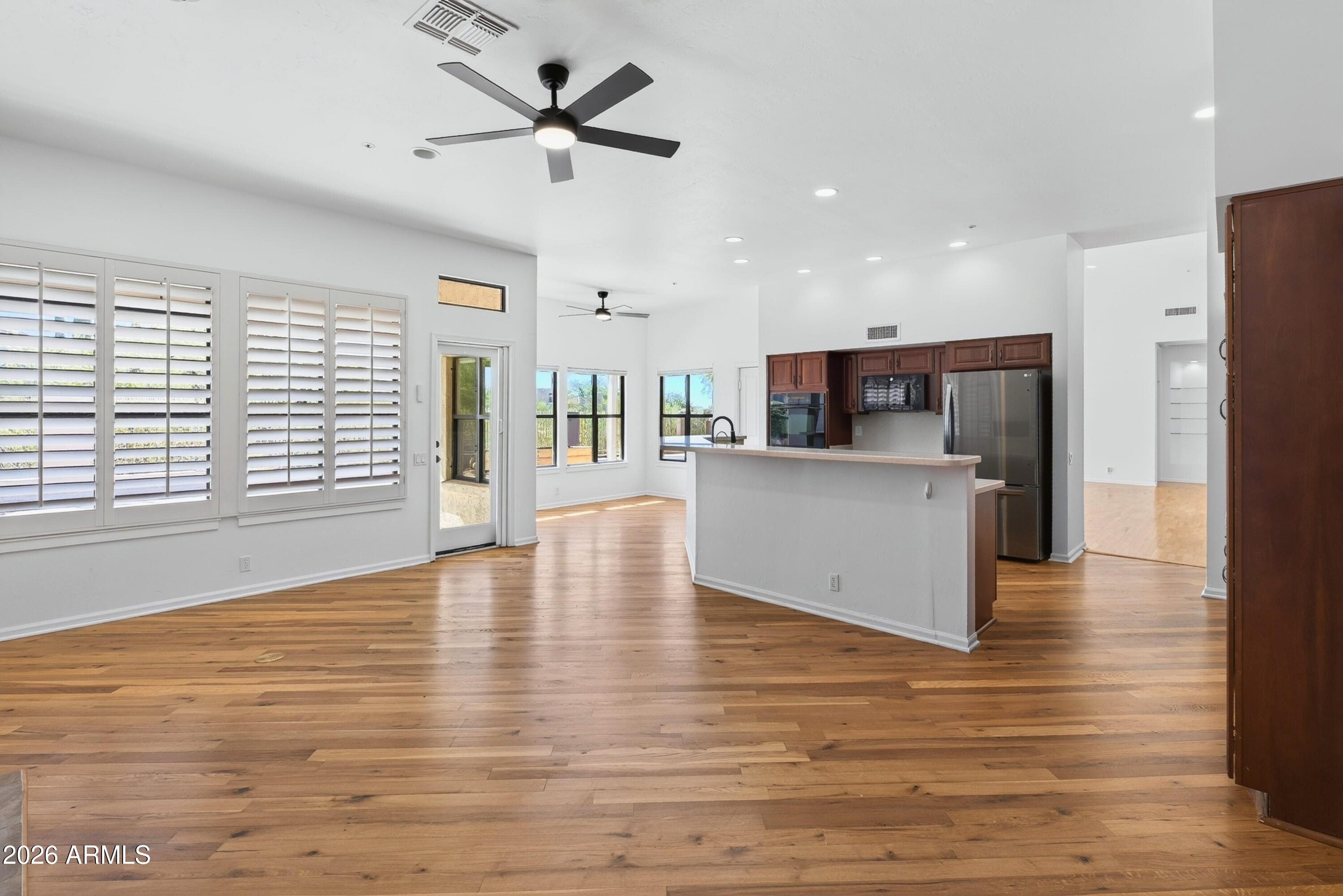 PINNACLE PEAK VISTAS 4 - Residential