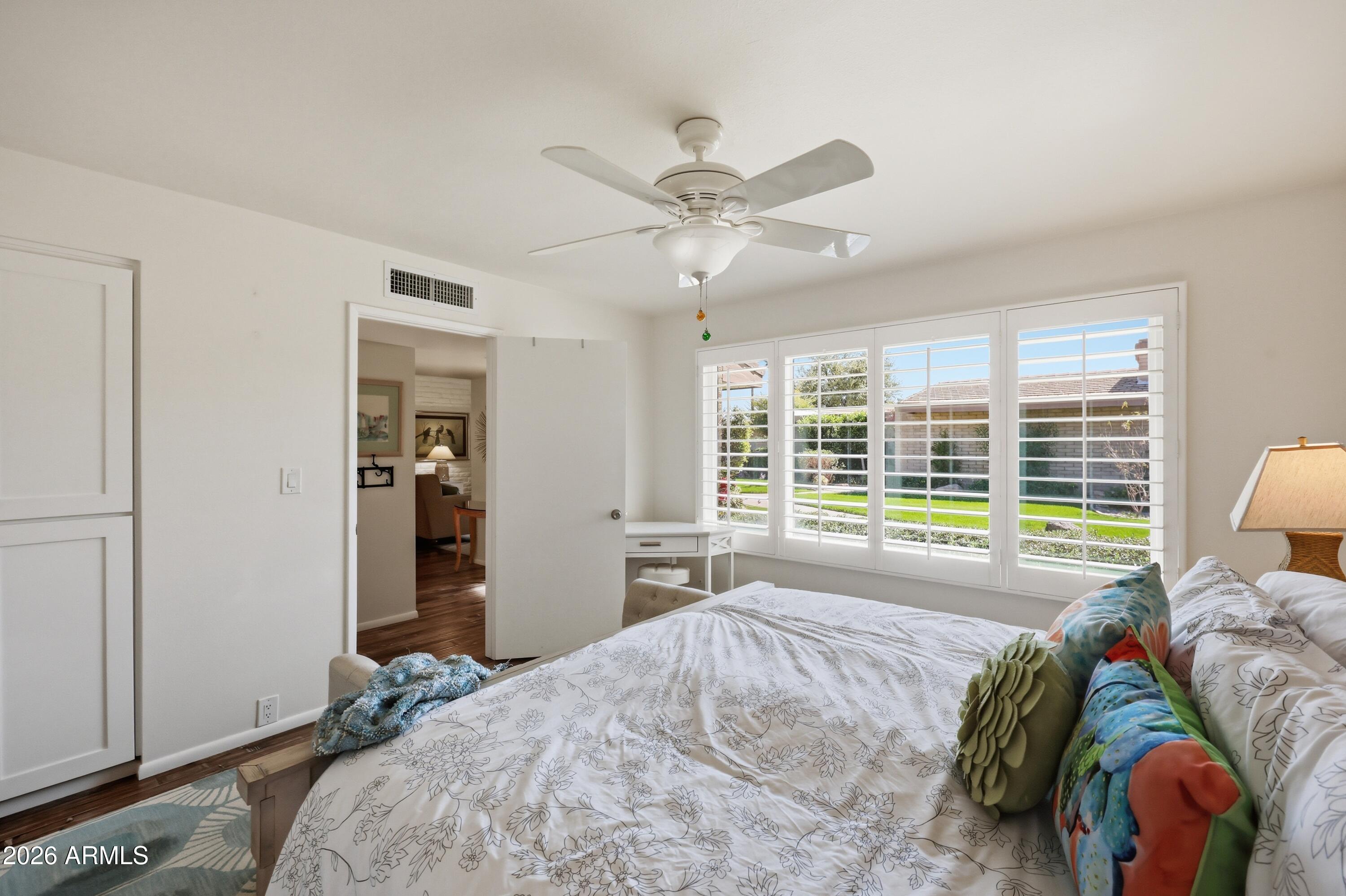 SCOTTSDALE HOUSE - Residential