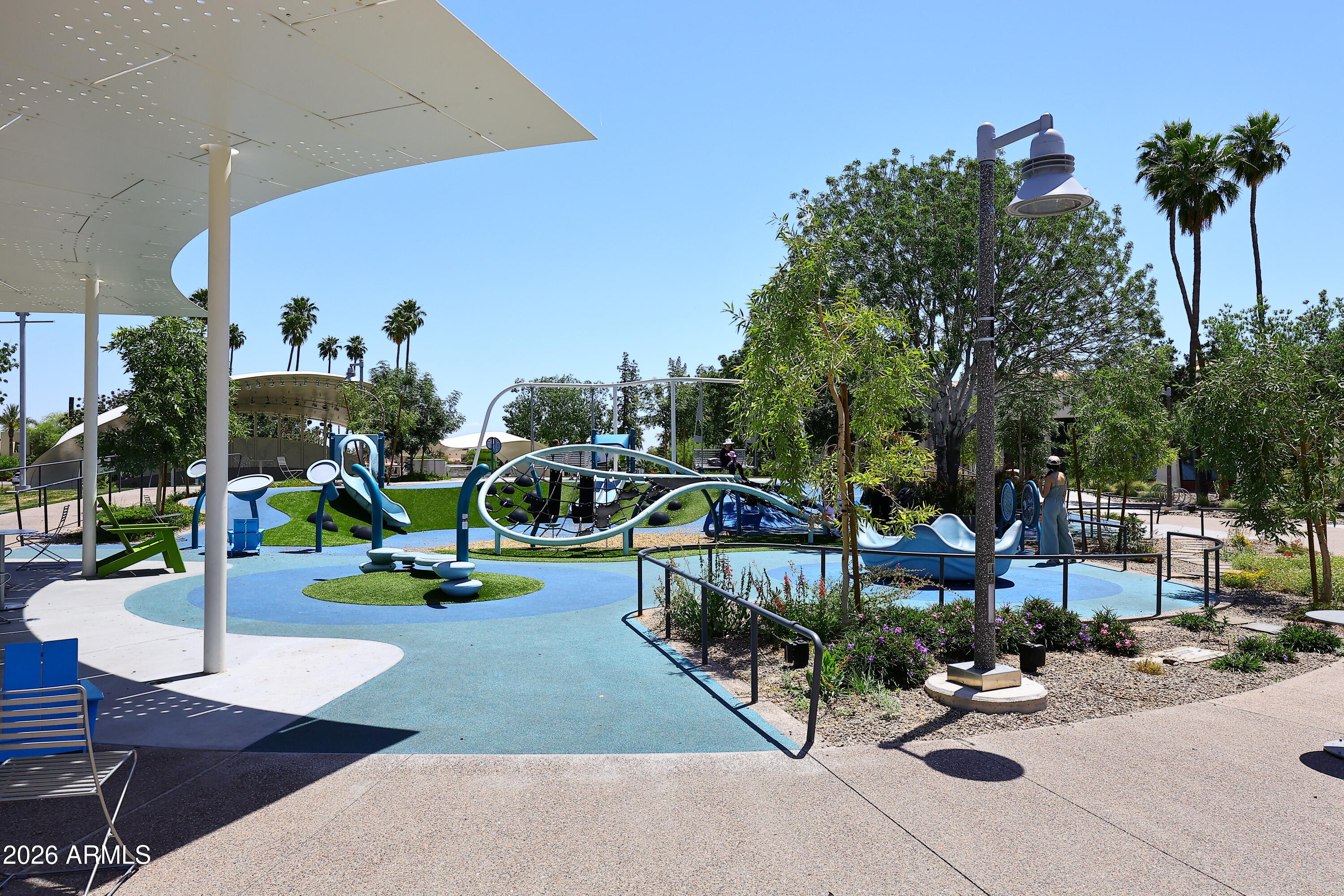 SCOTTSDALE HOUSE - Residential