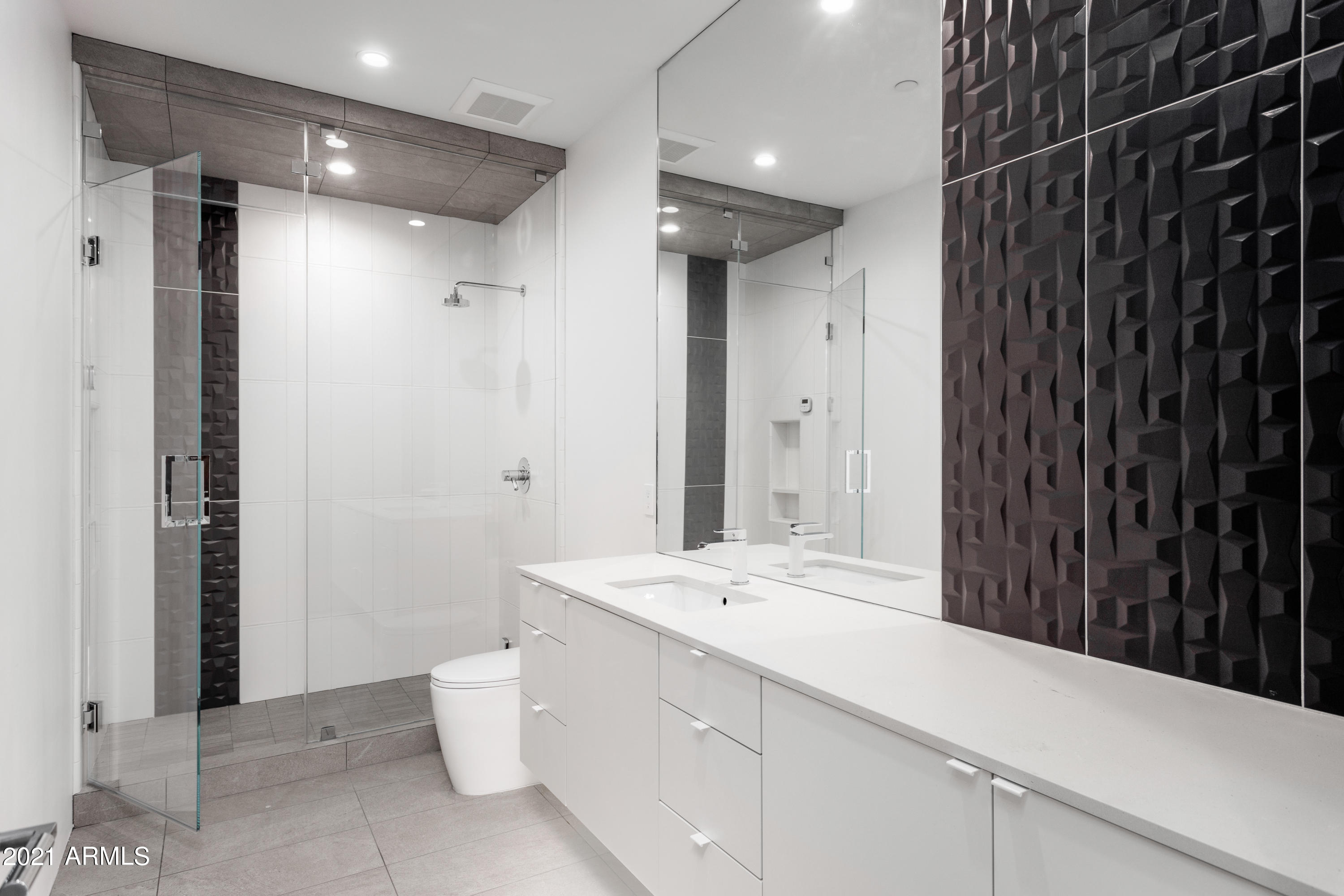 PRESERVE AT LINCOLN - Residential