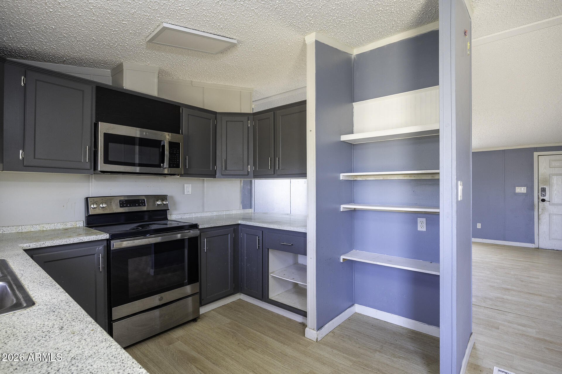 HIDDEN VALLEY HILLS 9-023 - Residential