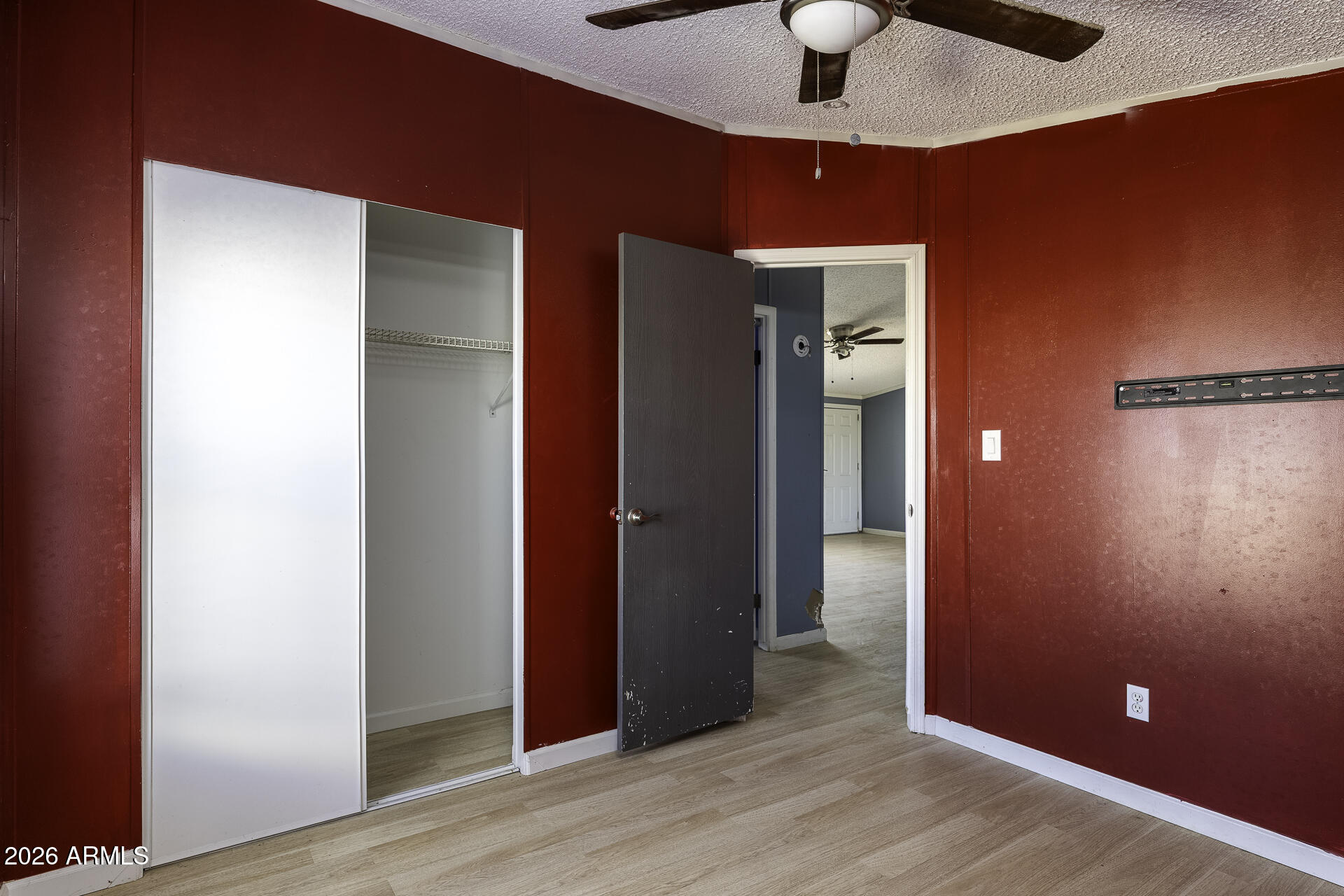 HIDDEN VALLEY HILLS 9-023 - Residential