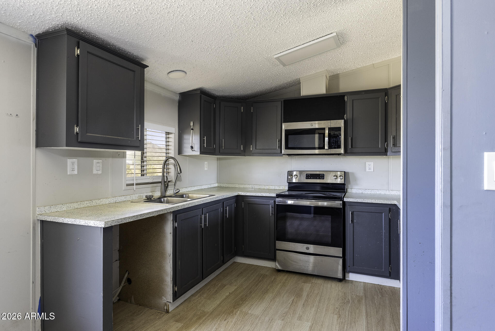 HIDDEN VALLEY HILLS 9-023 - Residential