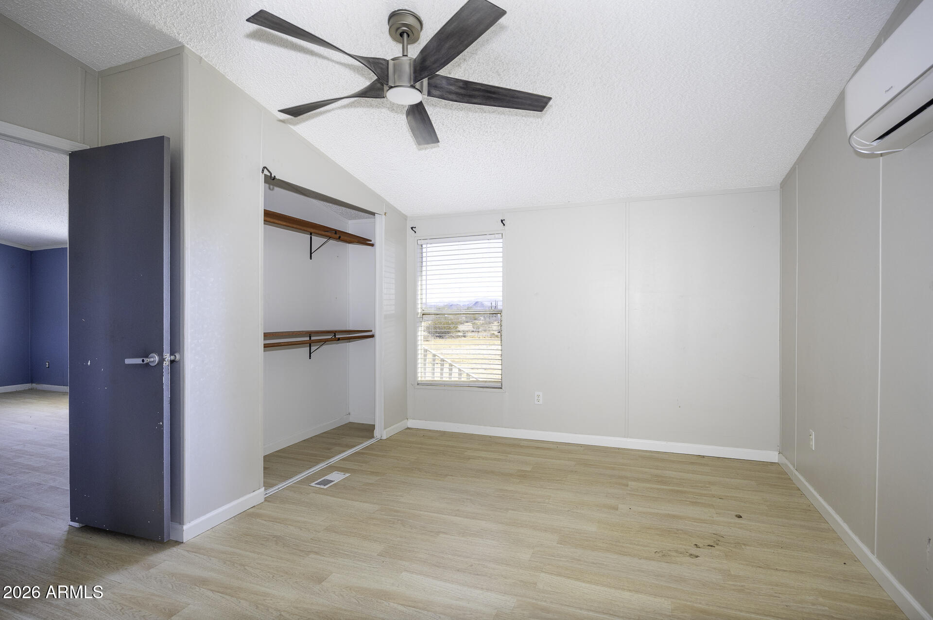 HIDDEN VALLEY HILLS 9-023 - Residential