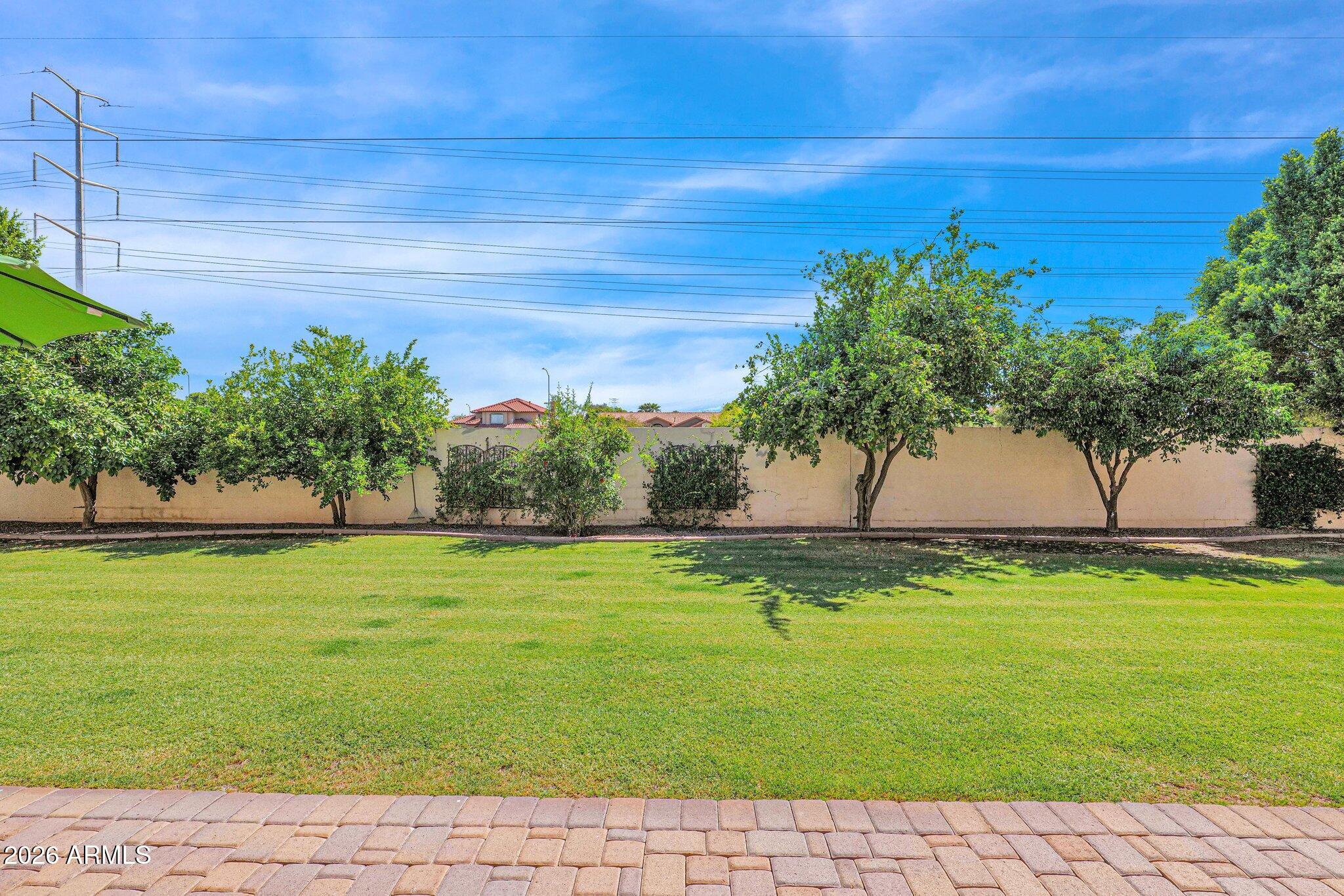 HIDDEN GROVES - Residential
