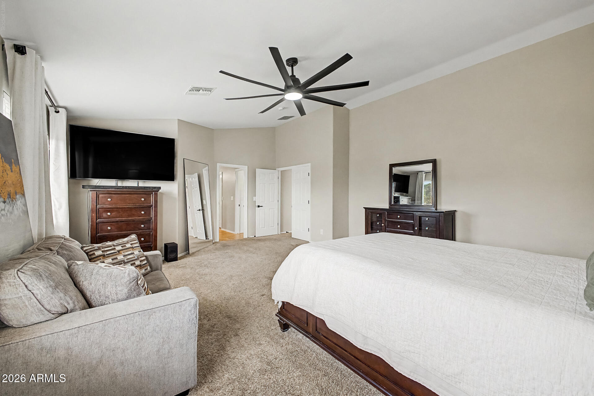 VALENCIA GROVES - Residential
