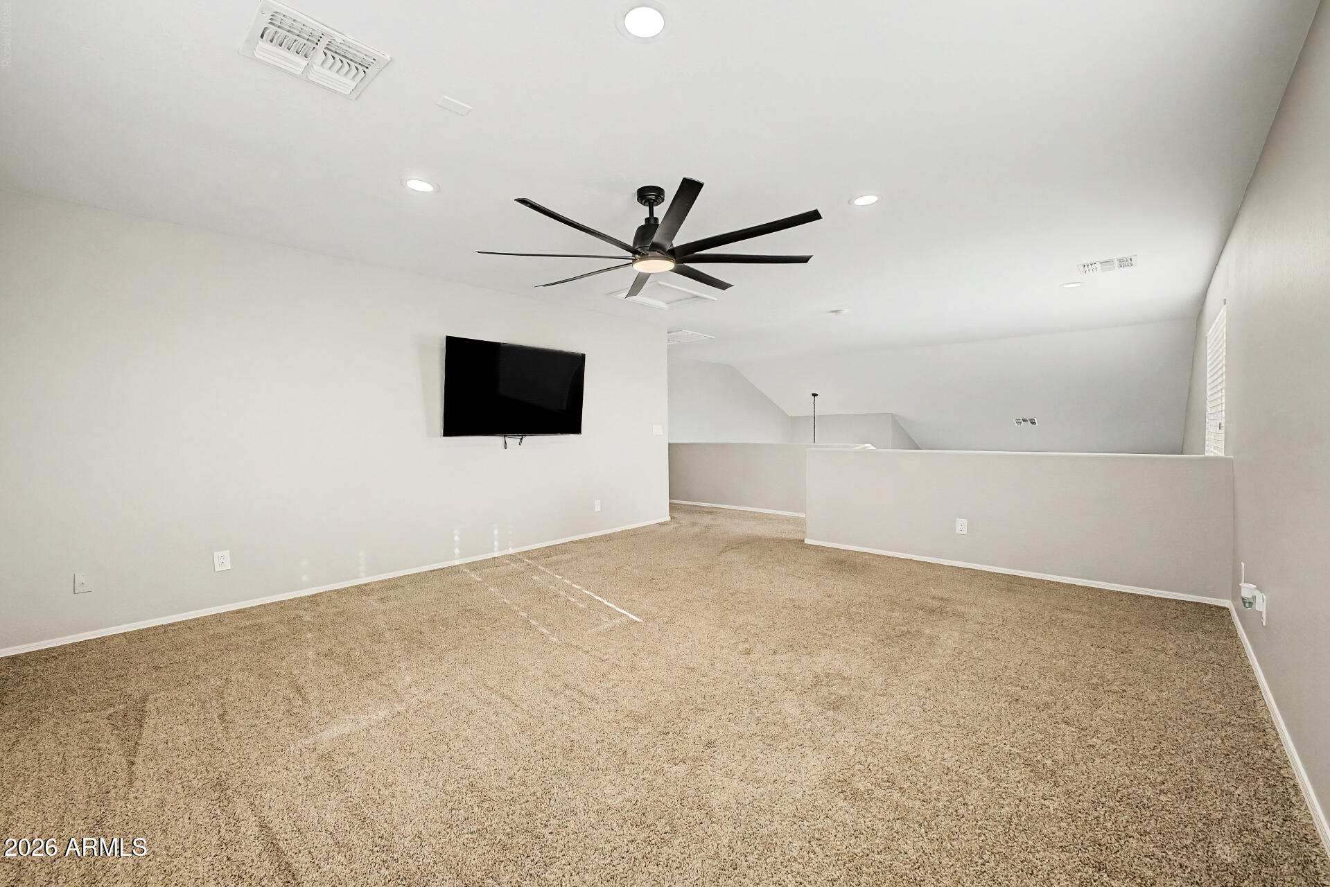 VALENCIA GROVES - Residential