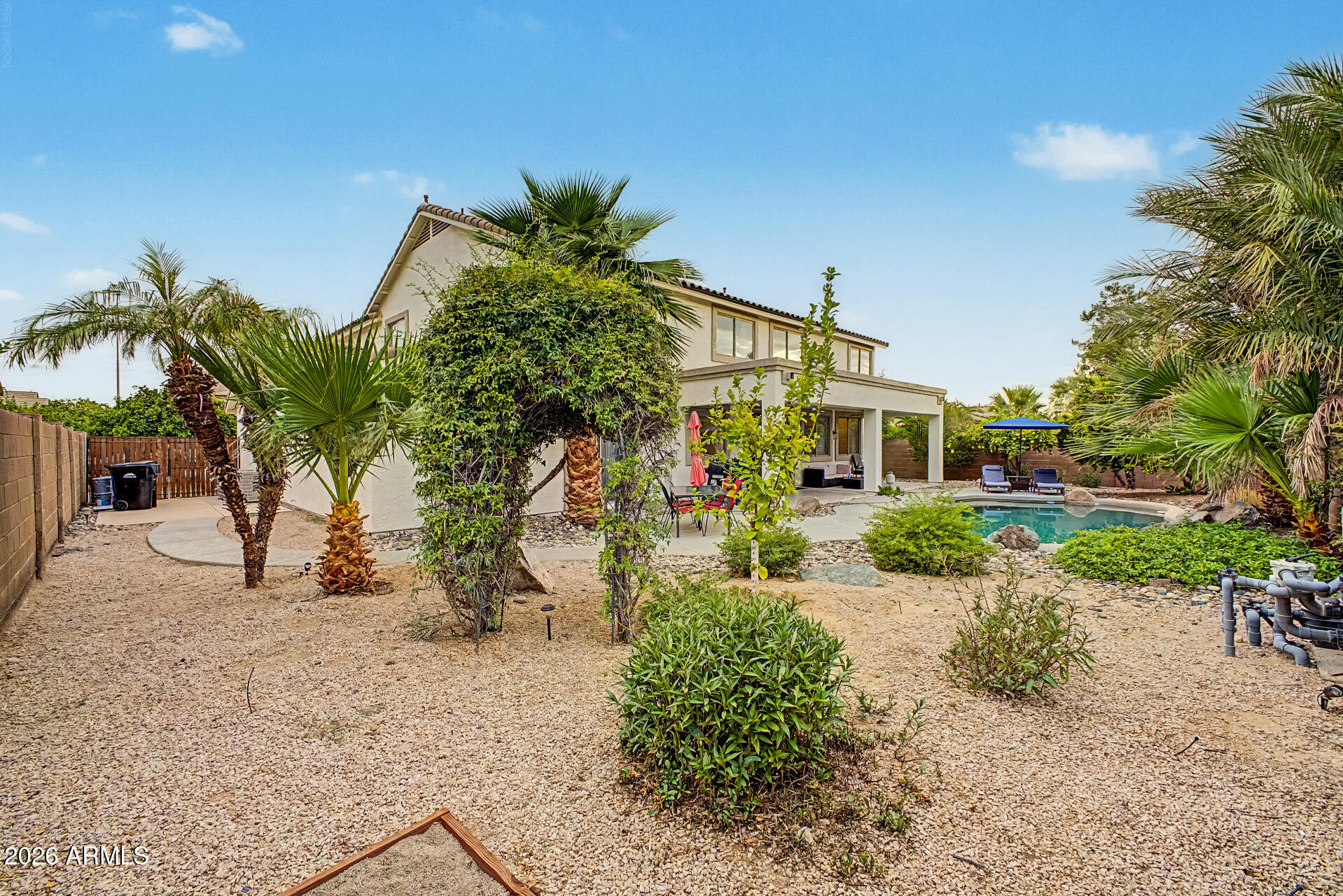 VALENCIA GROVES - Residential