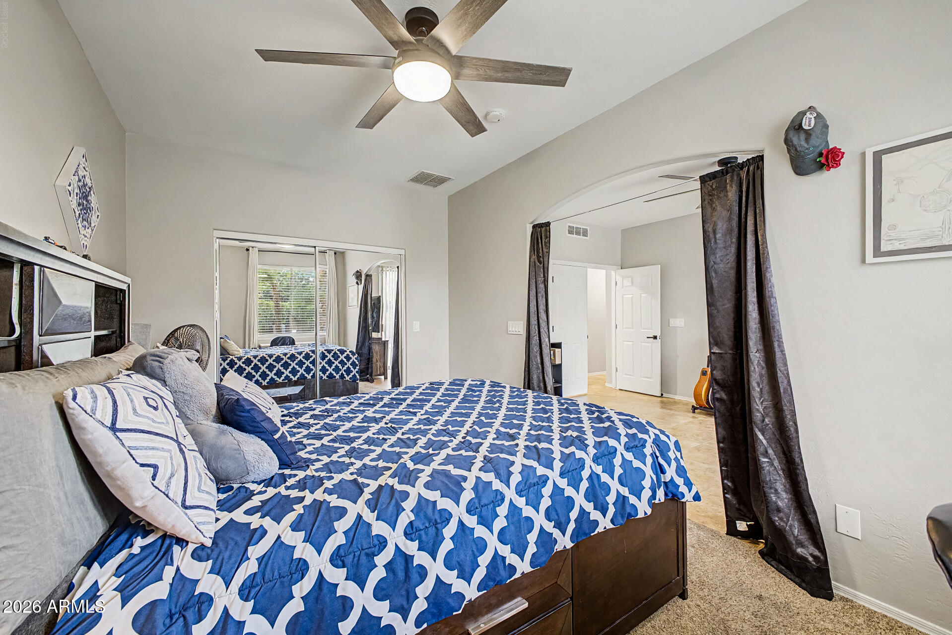 VALENCIA GROVES - Residential