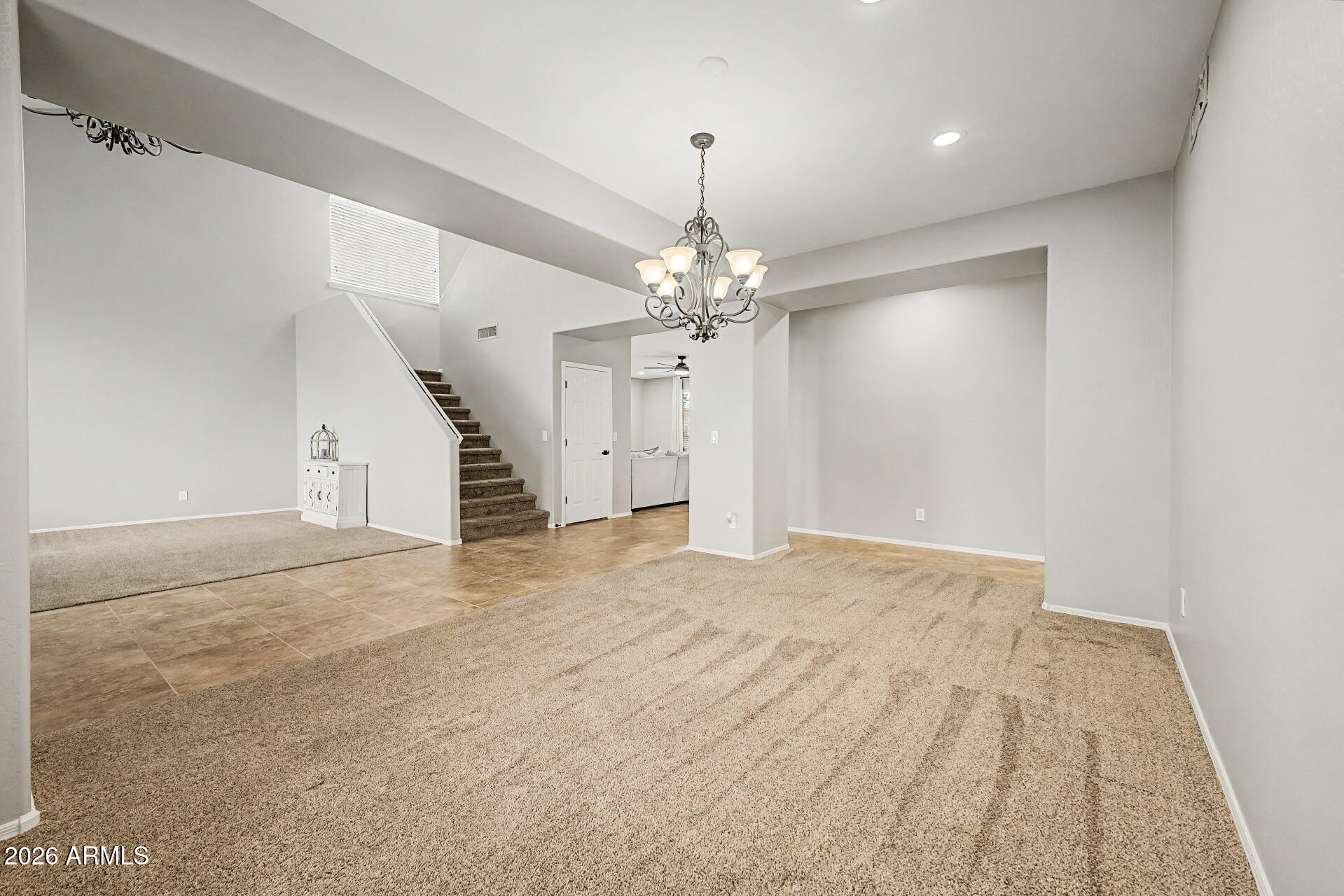 VALENCIA GROVES - Residential