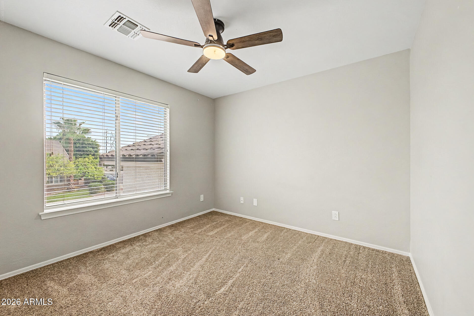 VALENCIA GROVES - Residential