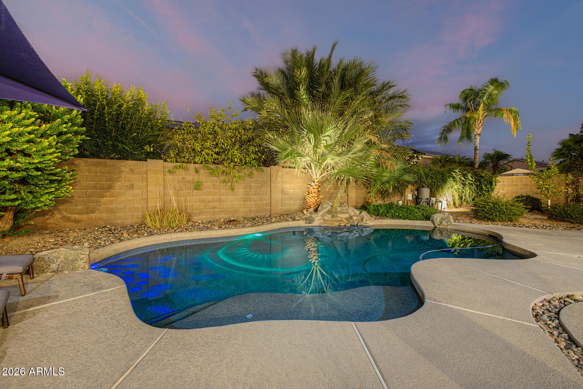 VALENCIA GROVES - Residential