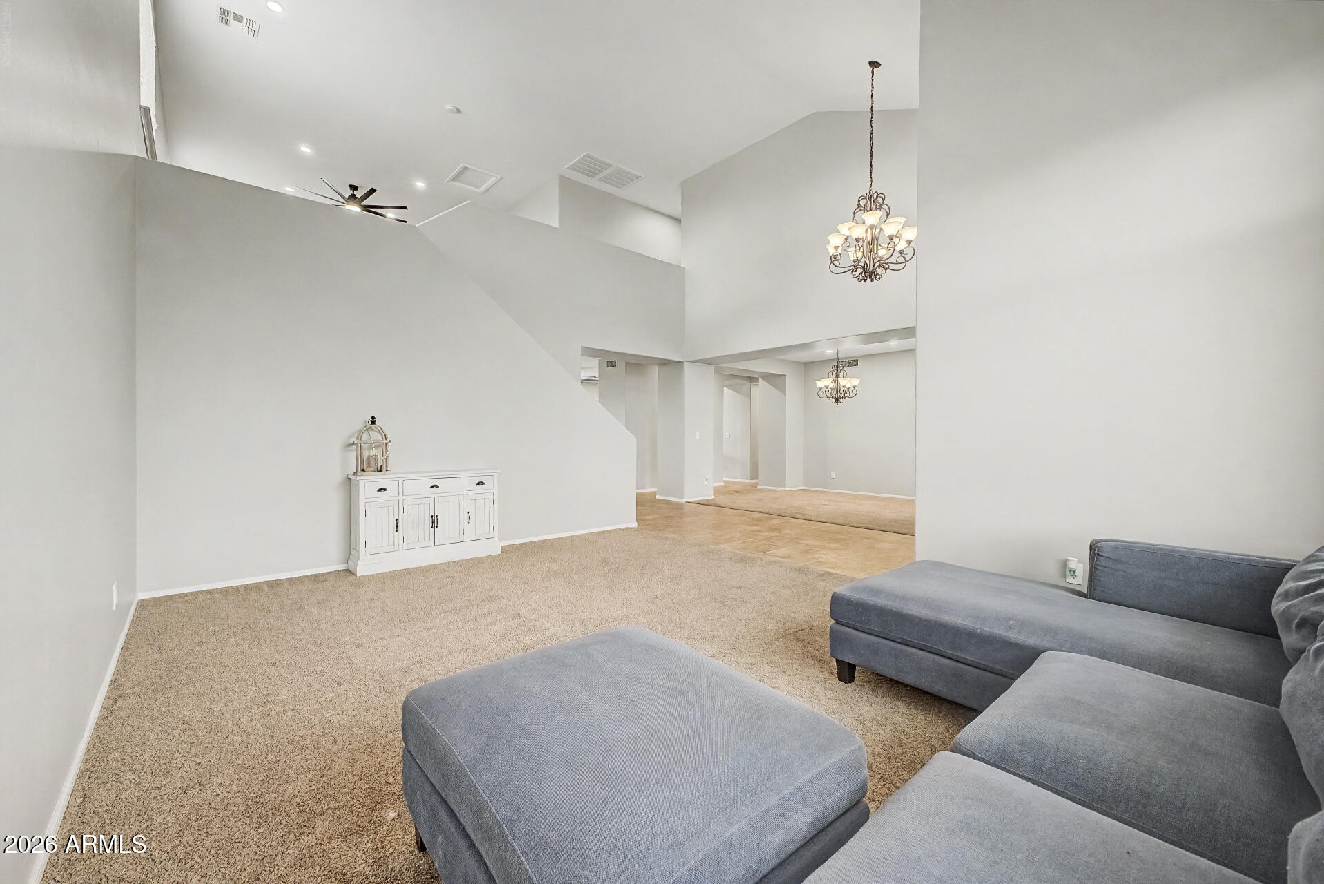 VALENCIA GROVES - Residential