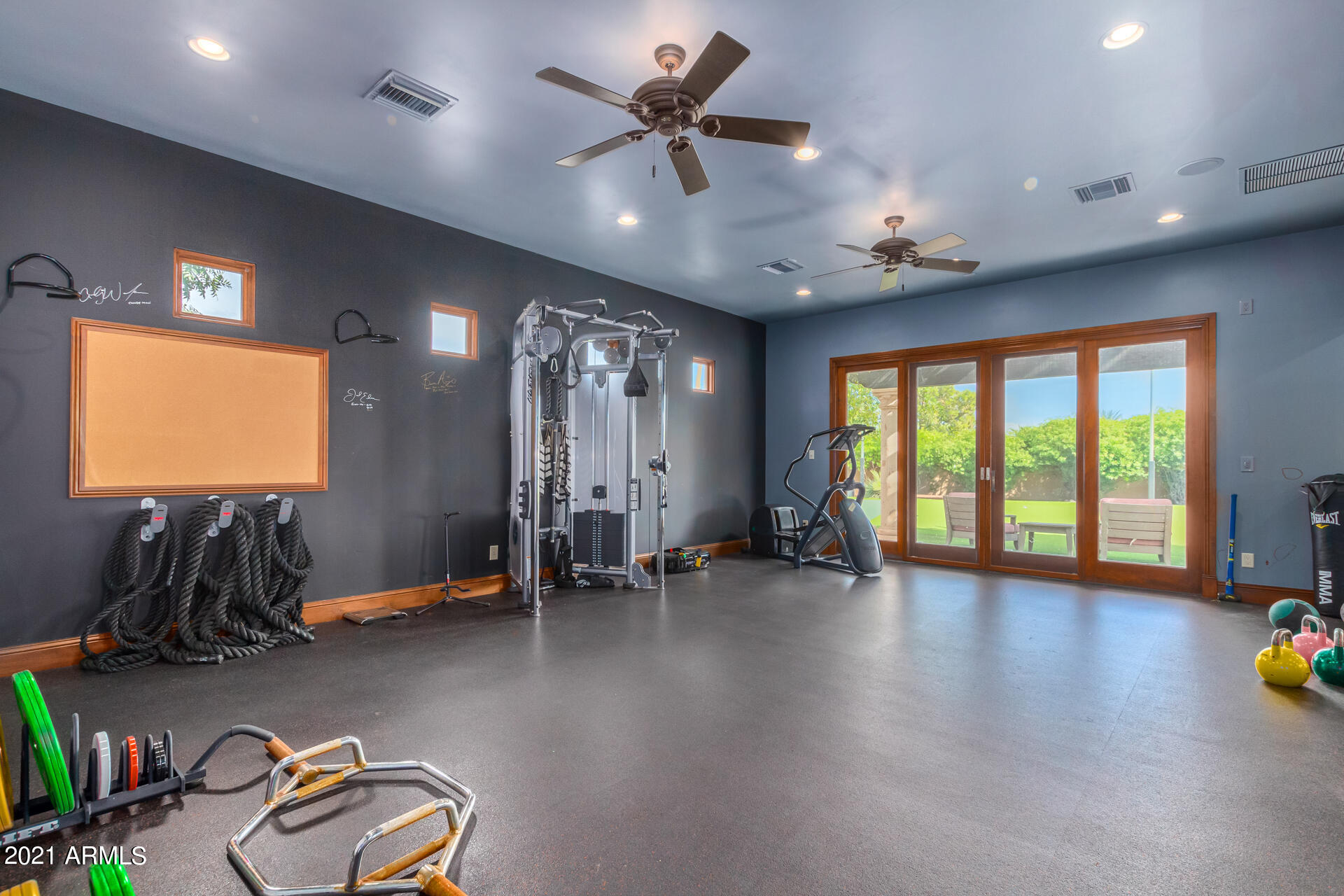 CAMELBACK COUNTRY ESTATES UNIT 1 LOTS 1 THRU 23 25 - Residential