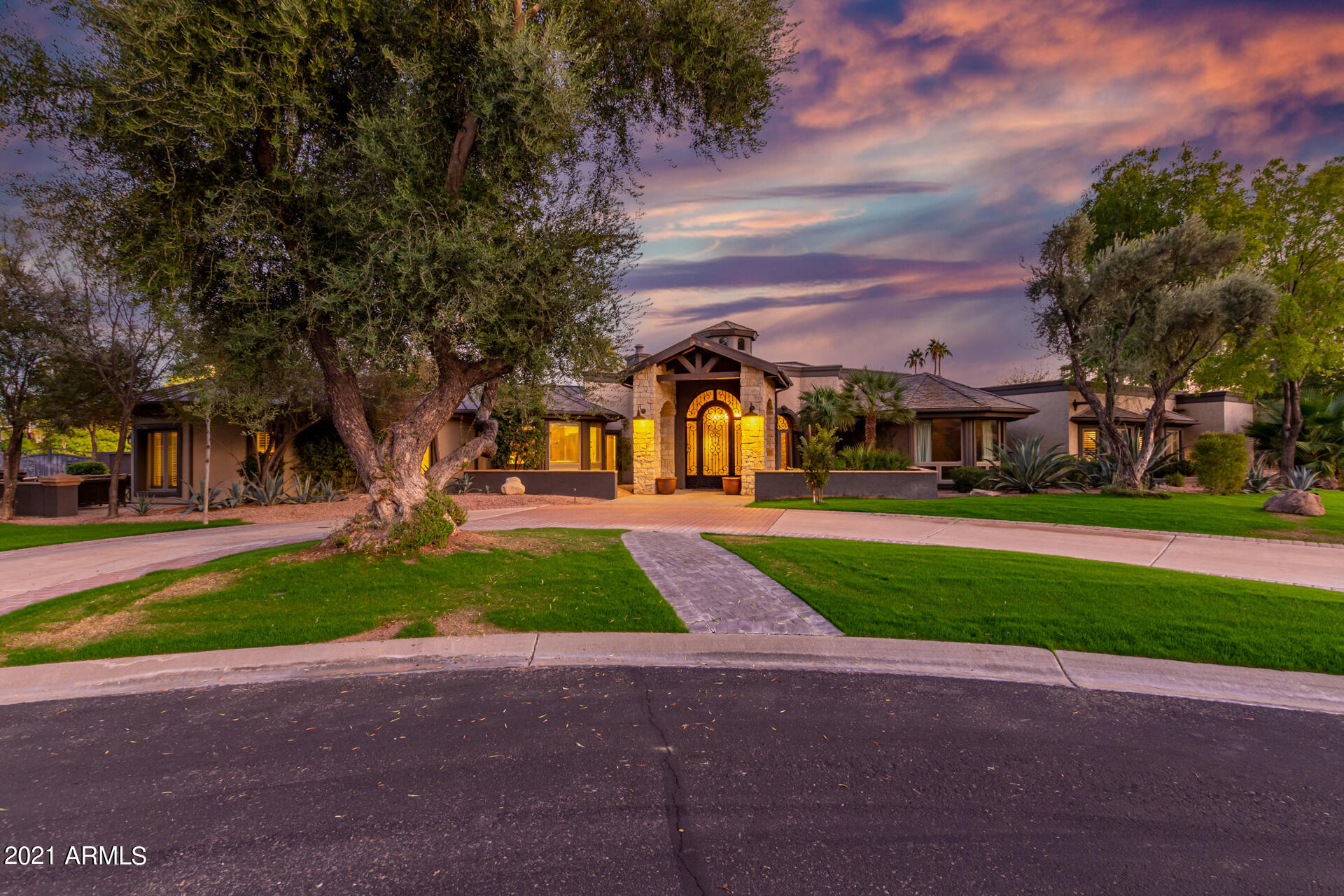 CAMELBACK COUNTRY ESTATES UNIT 1 LOTS 1 THRU 23 25 - Residential