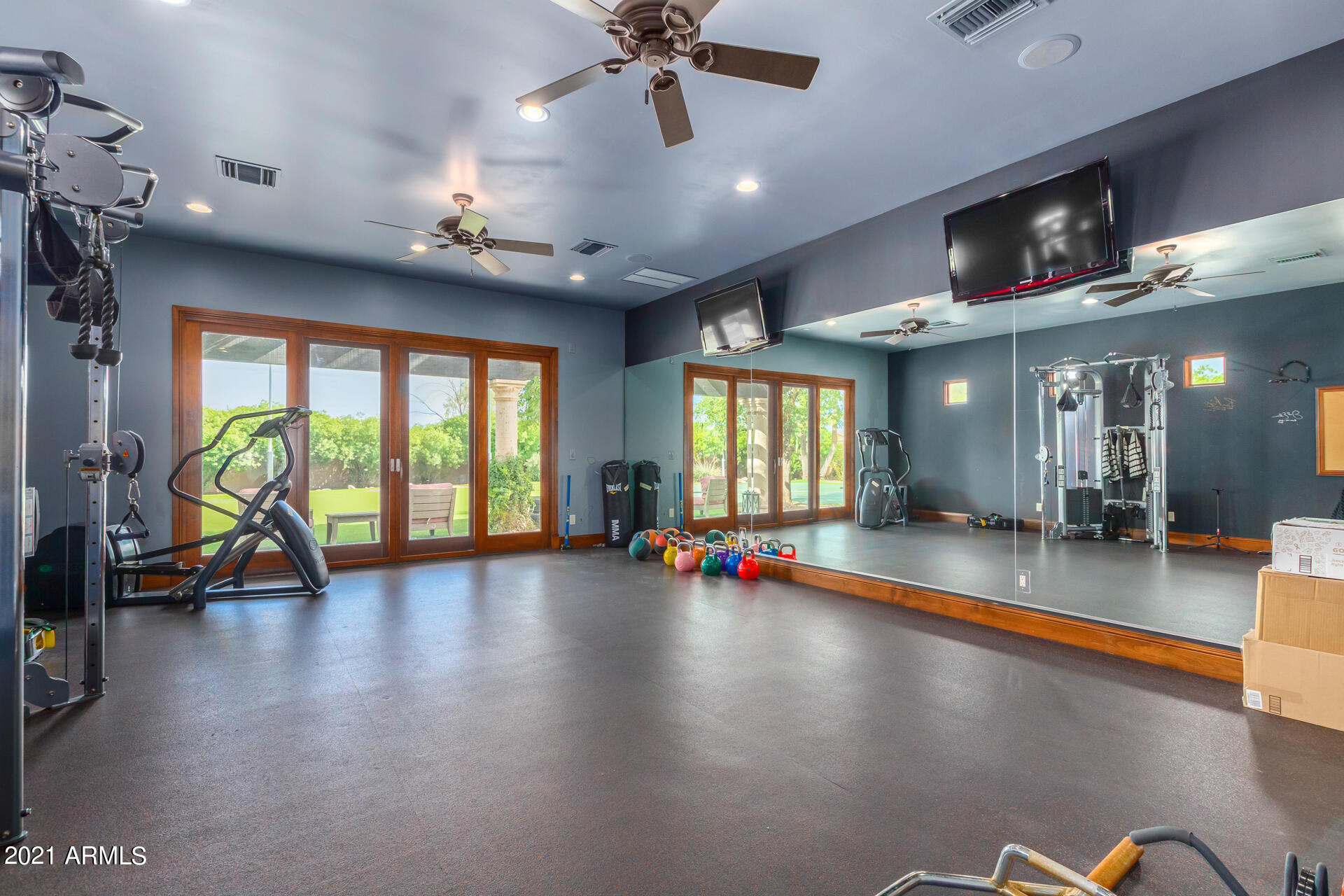 CAMELBACK COUNTRY ESTATES UNIT 1 LOTS 1 THRU 23 25 - Residential