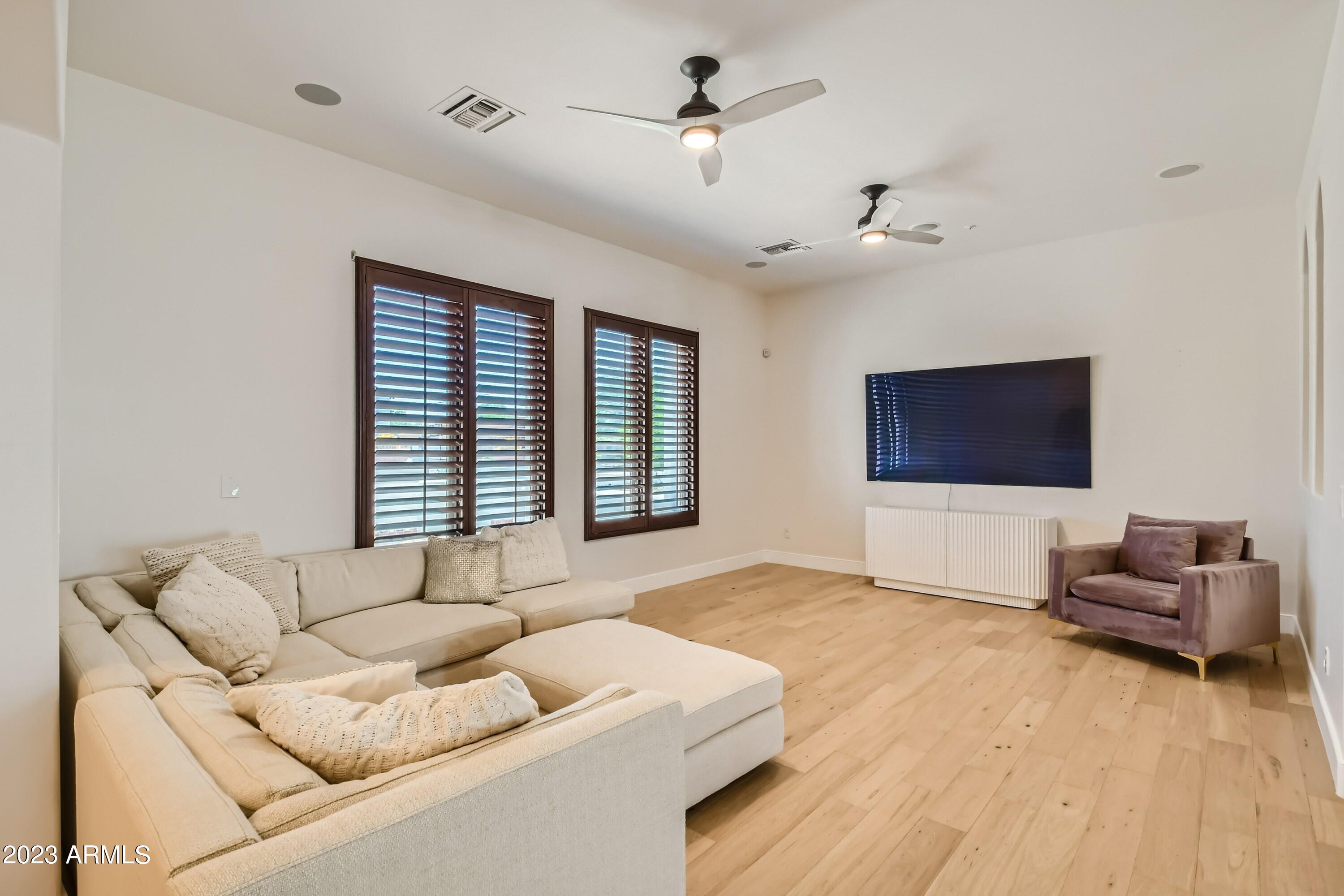 SUNDOWN RANCHOS 2 - Residential